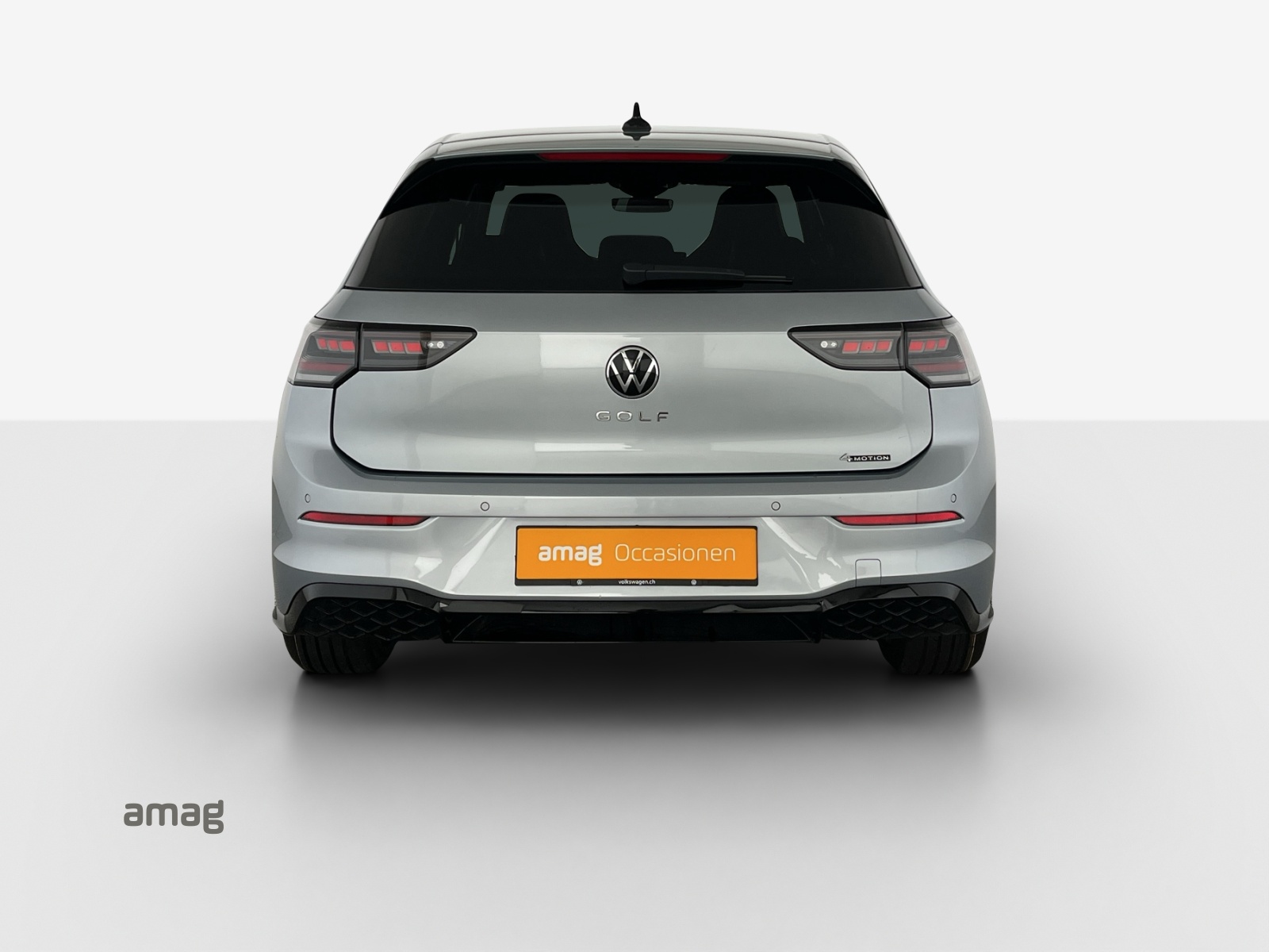 VW Golf 2.0 TSI R-Line DSG 4 Motion-image-3
