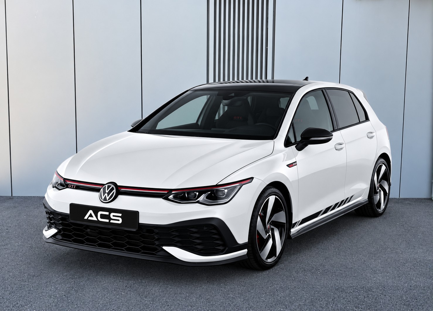 VW Golf 2.0 TSI GTI Clubsport DSG-image-1