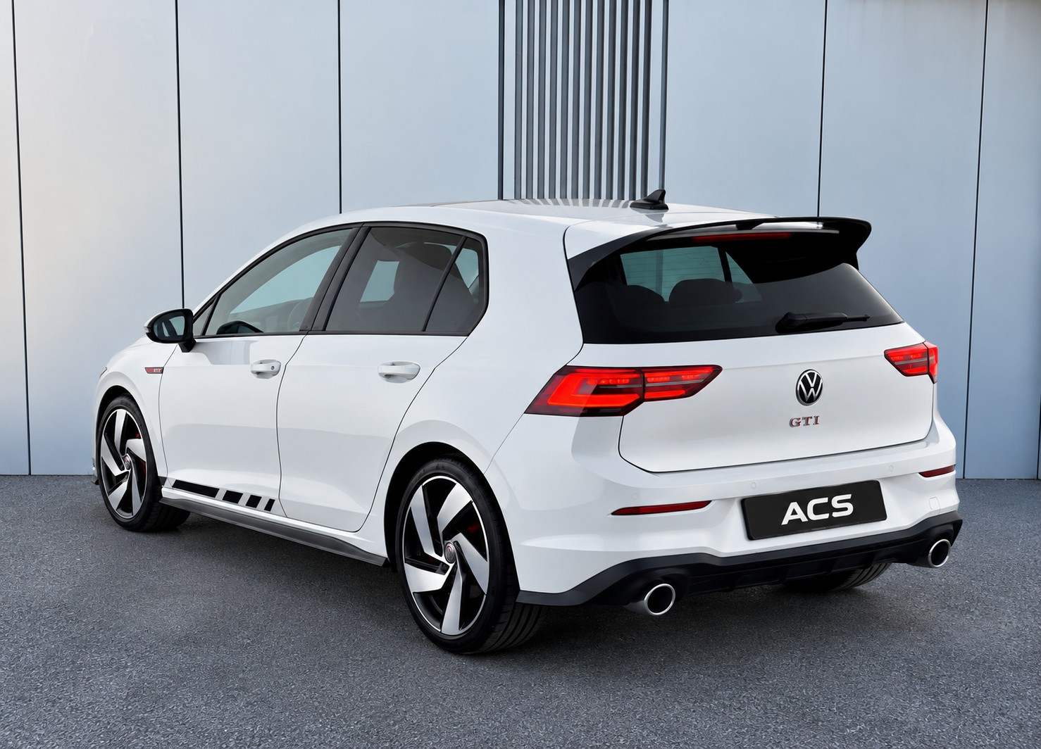 VW Golf 2.0 TSI GTI Clubsport DSG-image-3
