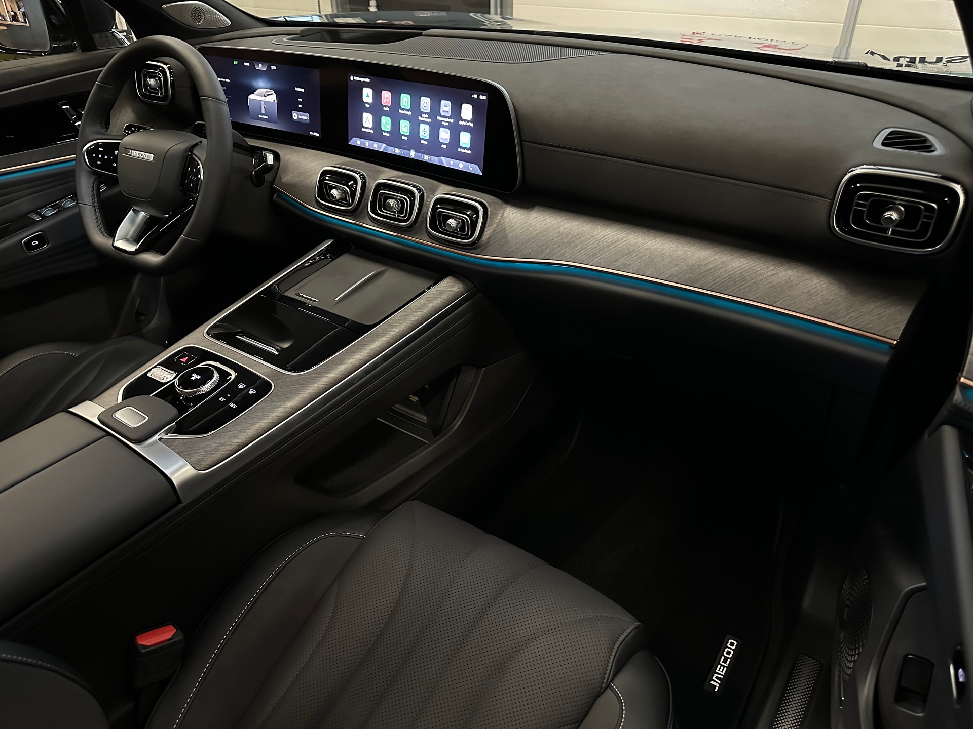 JAECOO 8 1.5TGDI SHS-P Exclusive AWD-image-14