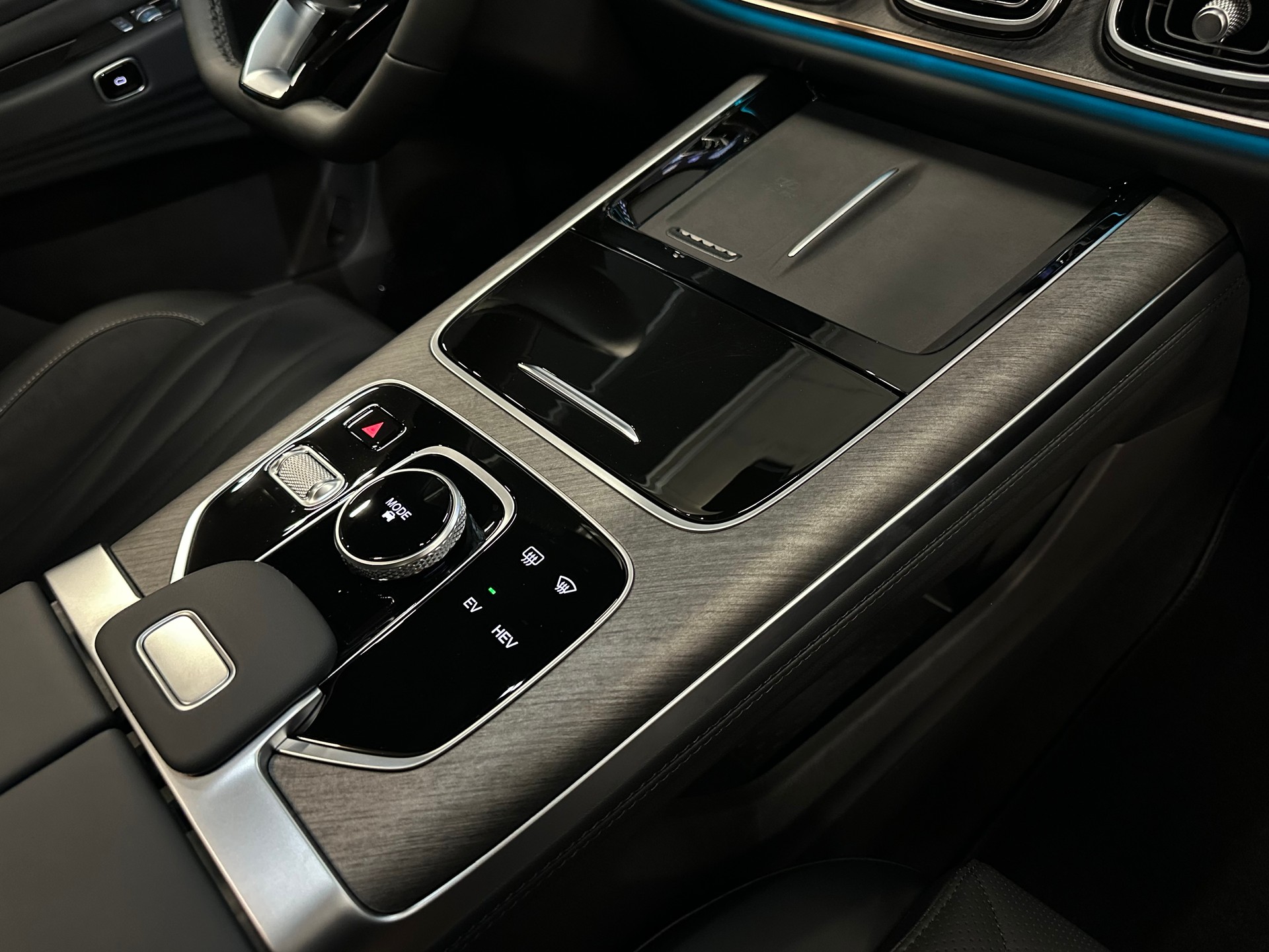JAECOO 8 1.5TGDI SHS-P Exclusive AWD-image-19