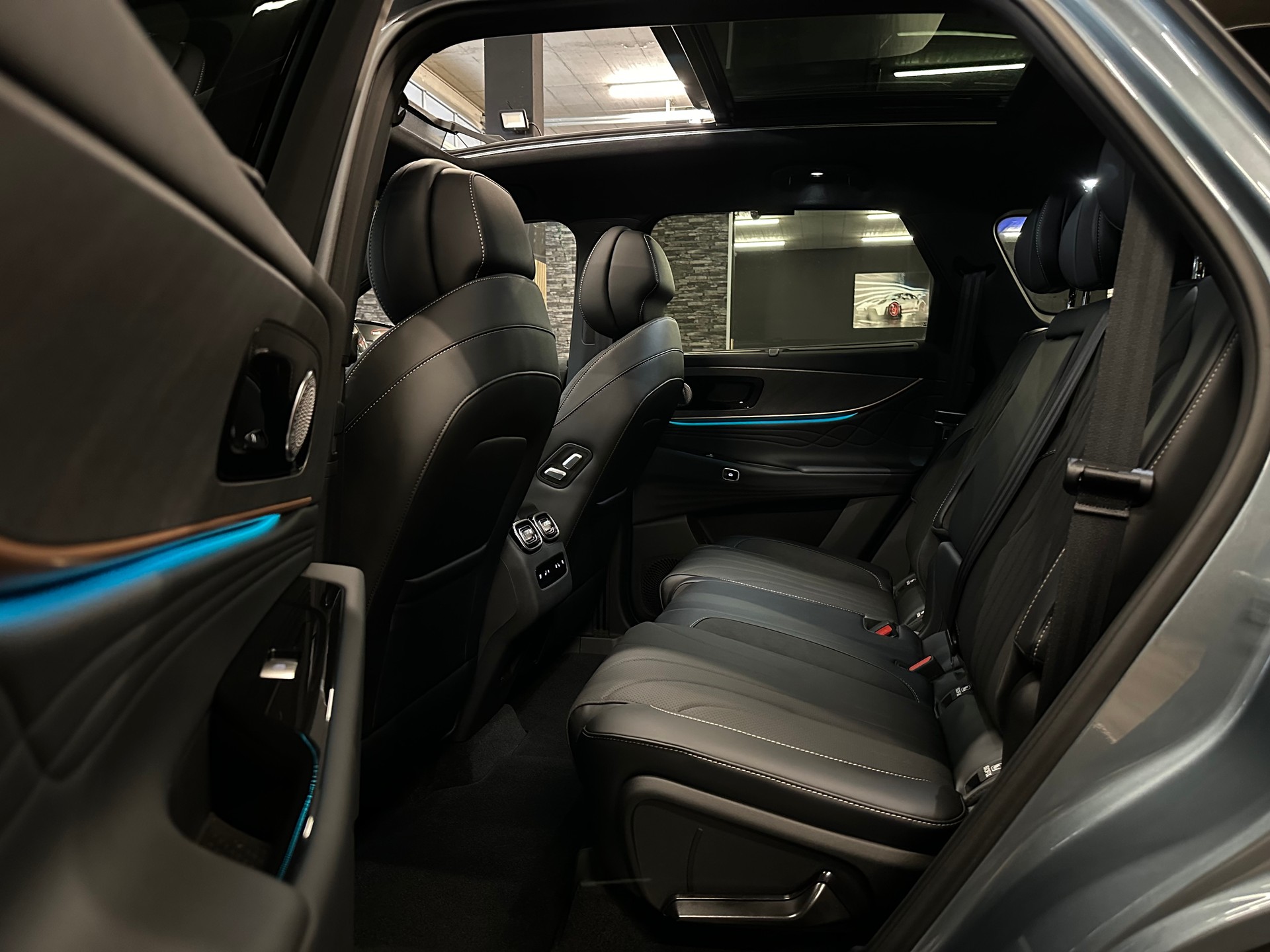 JAECOO 8 1.5TGDI SHS-P Exclusive AWD-image-11