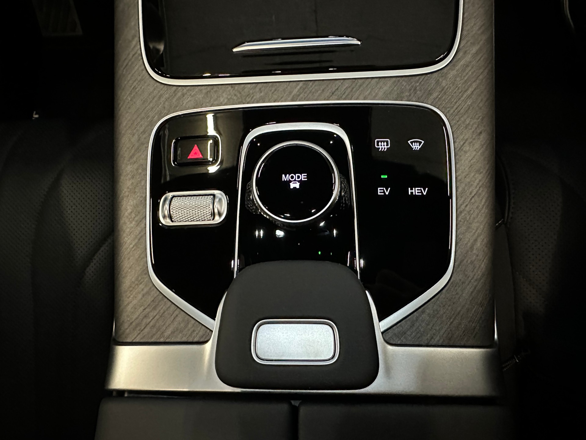 JAECOO 8 1.5TGDI SHS-P Exclusive AWD-image-21