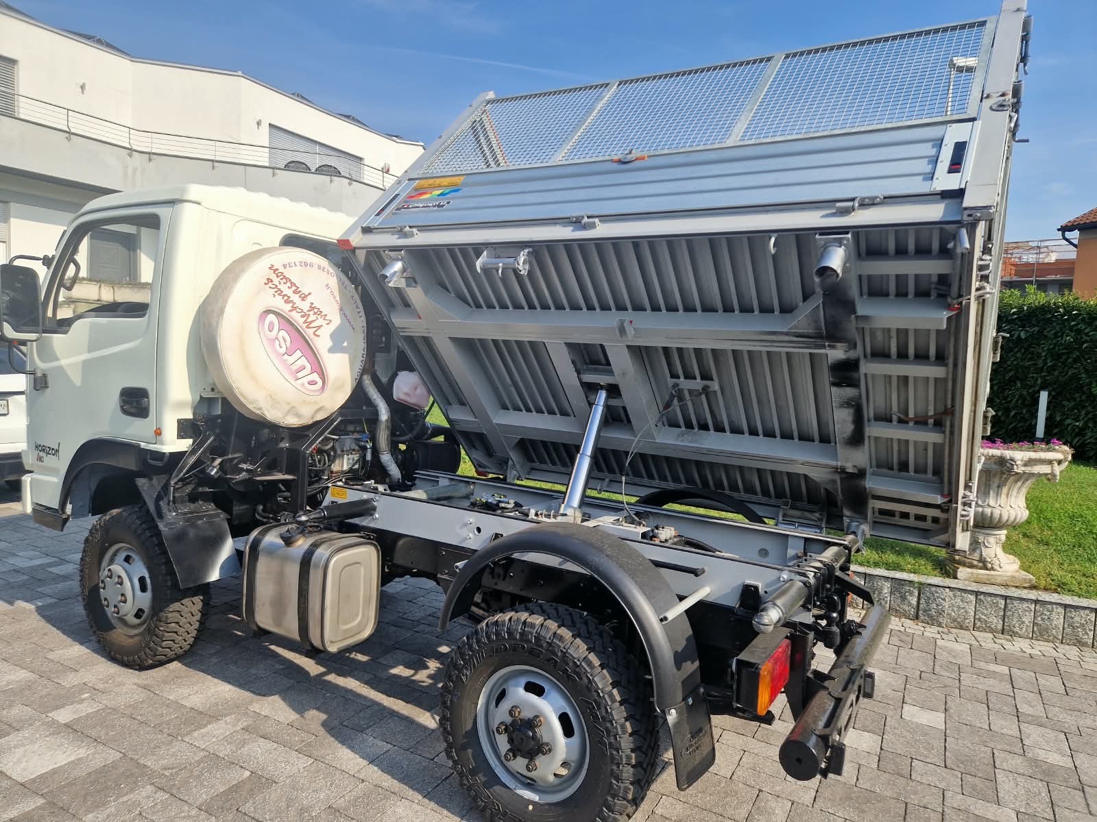 PIAGGIO DURSO PVI-41 VM/L - Ponte Ribaltabile 3 Lati in Alluminio con Soprasponde in Rete Zincata - Doppio Gancio di Traino KG. 3500-image-3