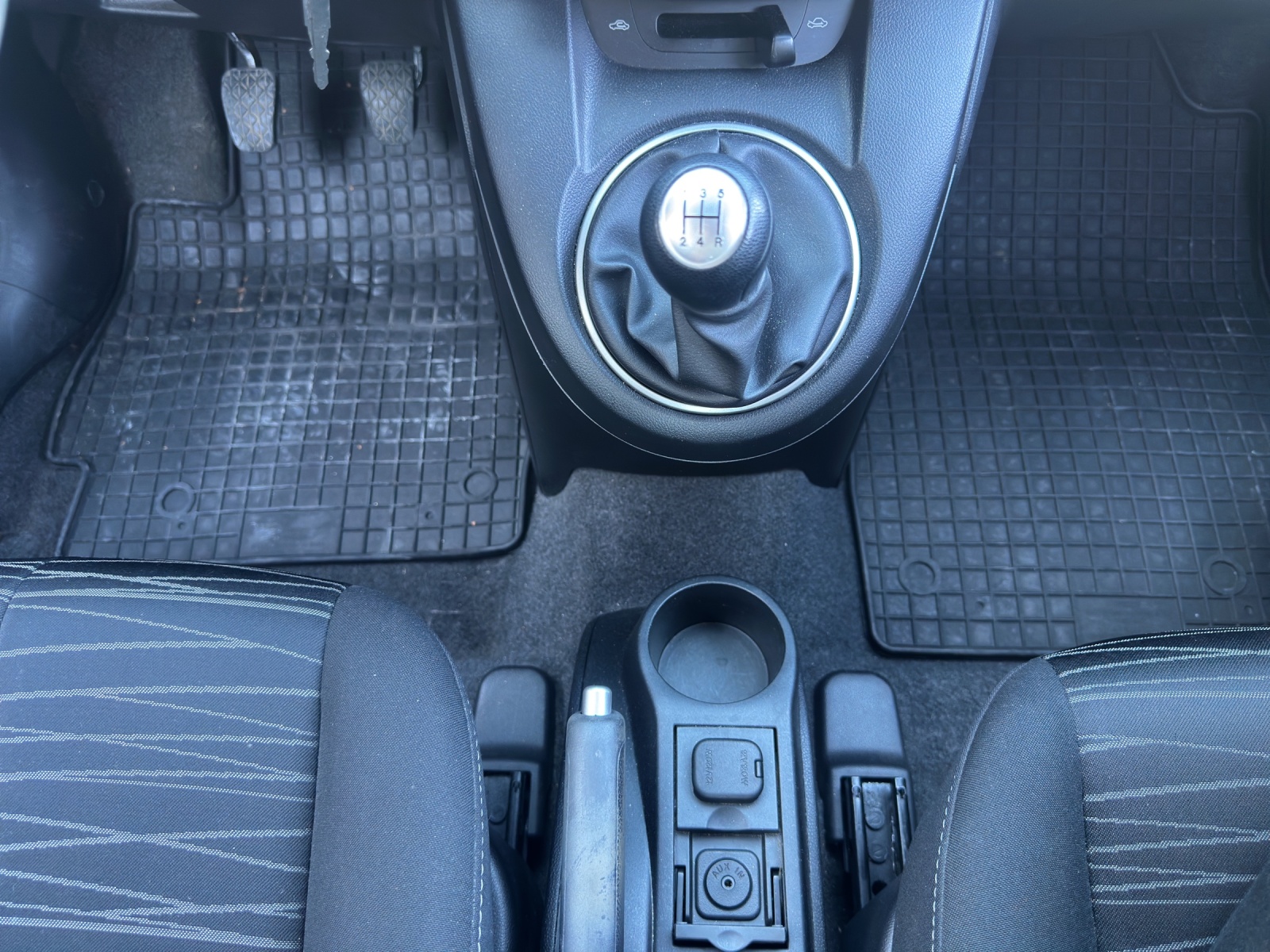 MAZDA 2 1.3i 16V Exclusive-image-13