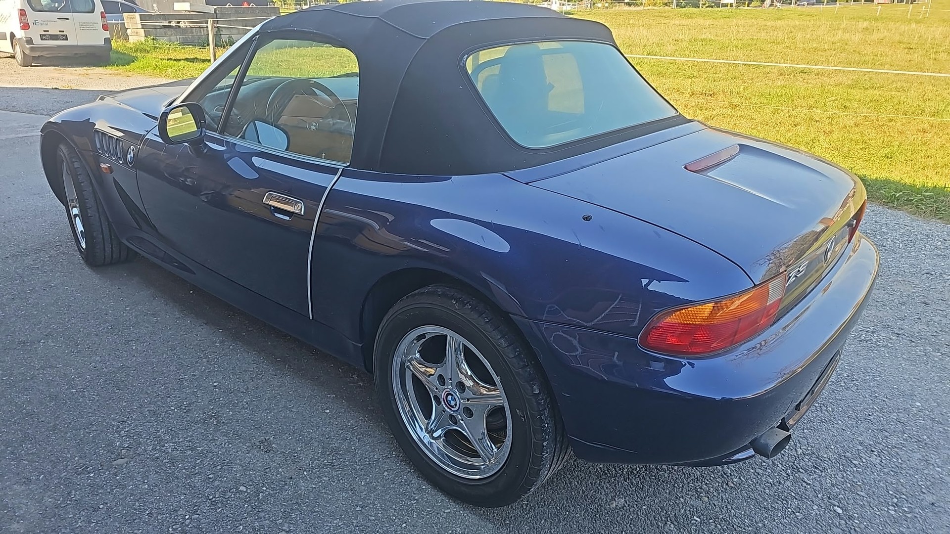 BMW Z3 1.9i Roadster-image-2