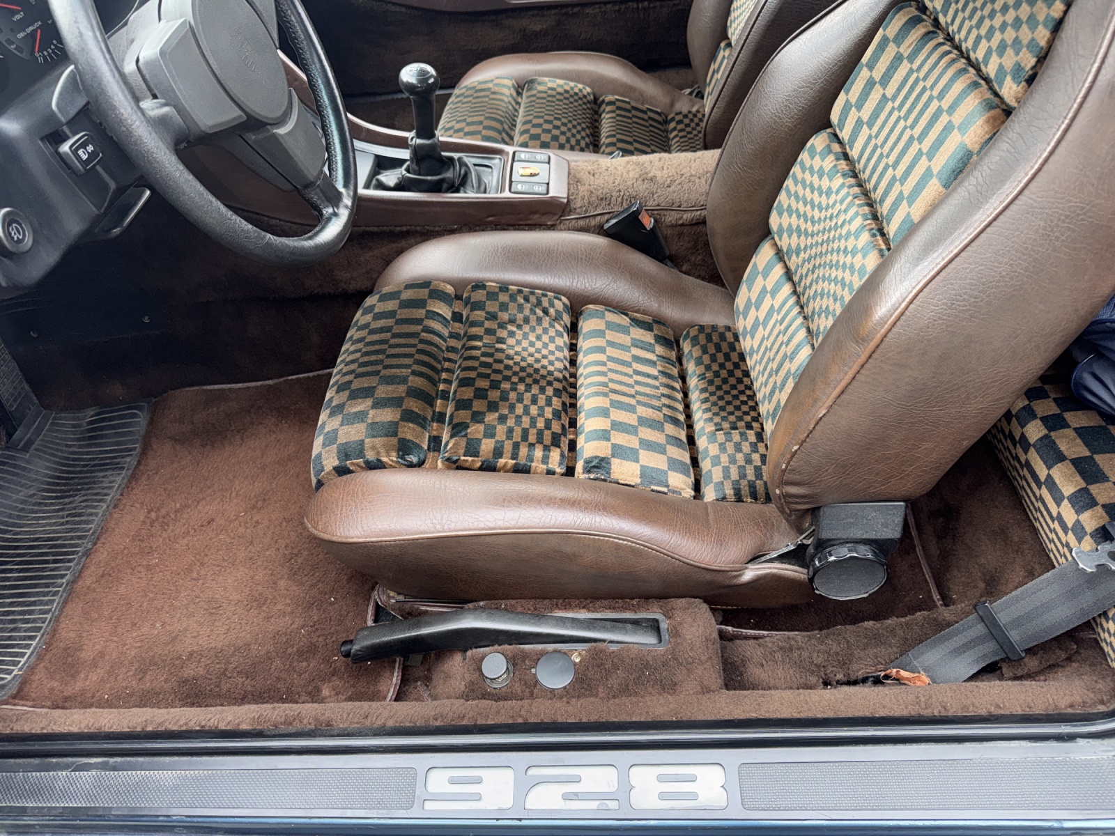 PORSCHE 928 "Vorserienfahrzeug"-image-14