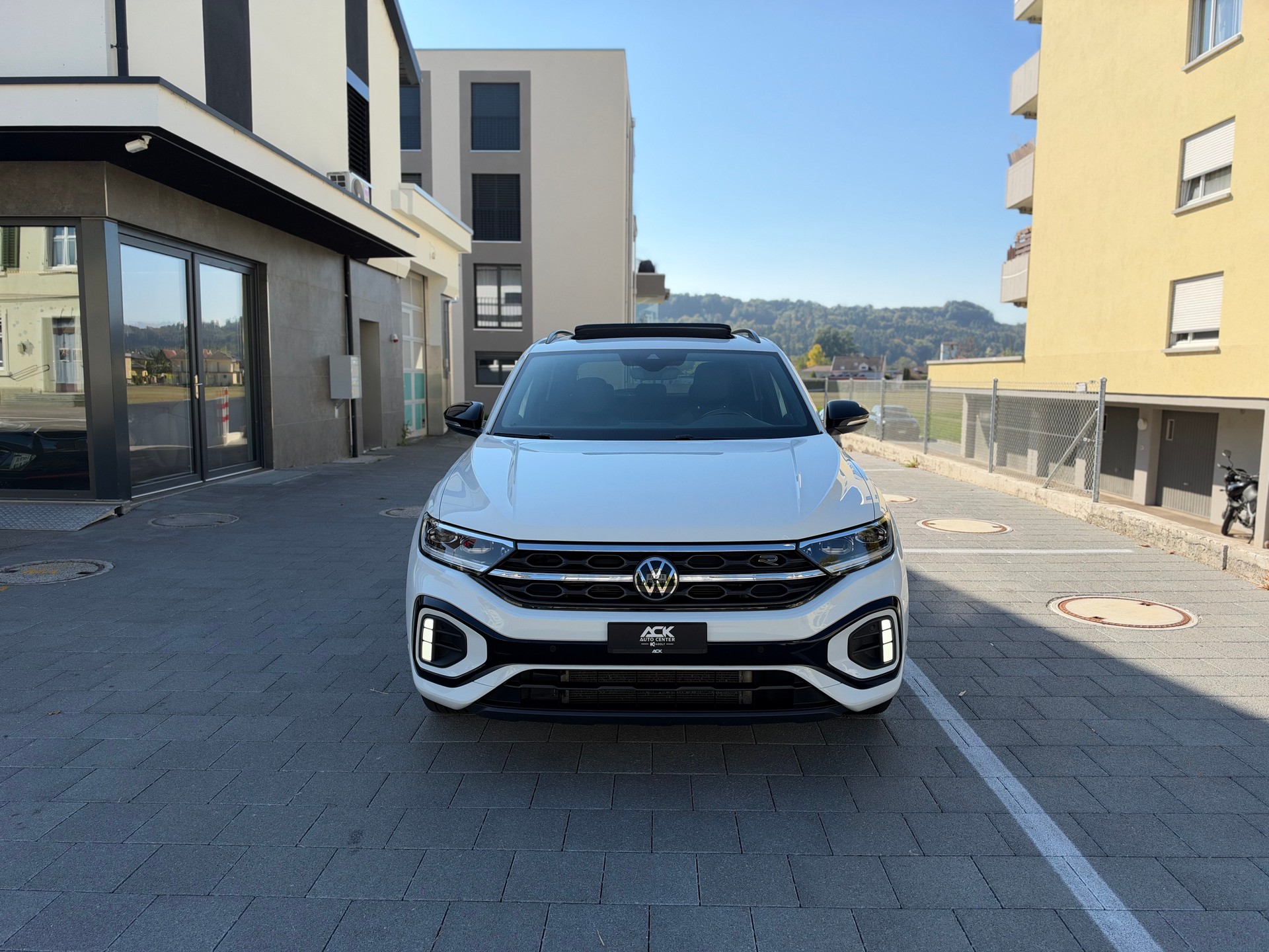 VW T-Roc 1.5 TSI EVO R-Line DSG-image-8