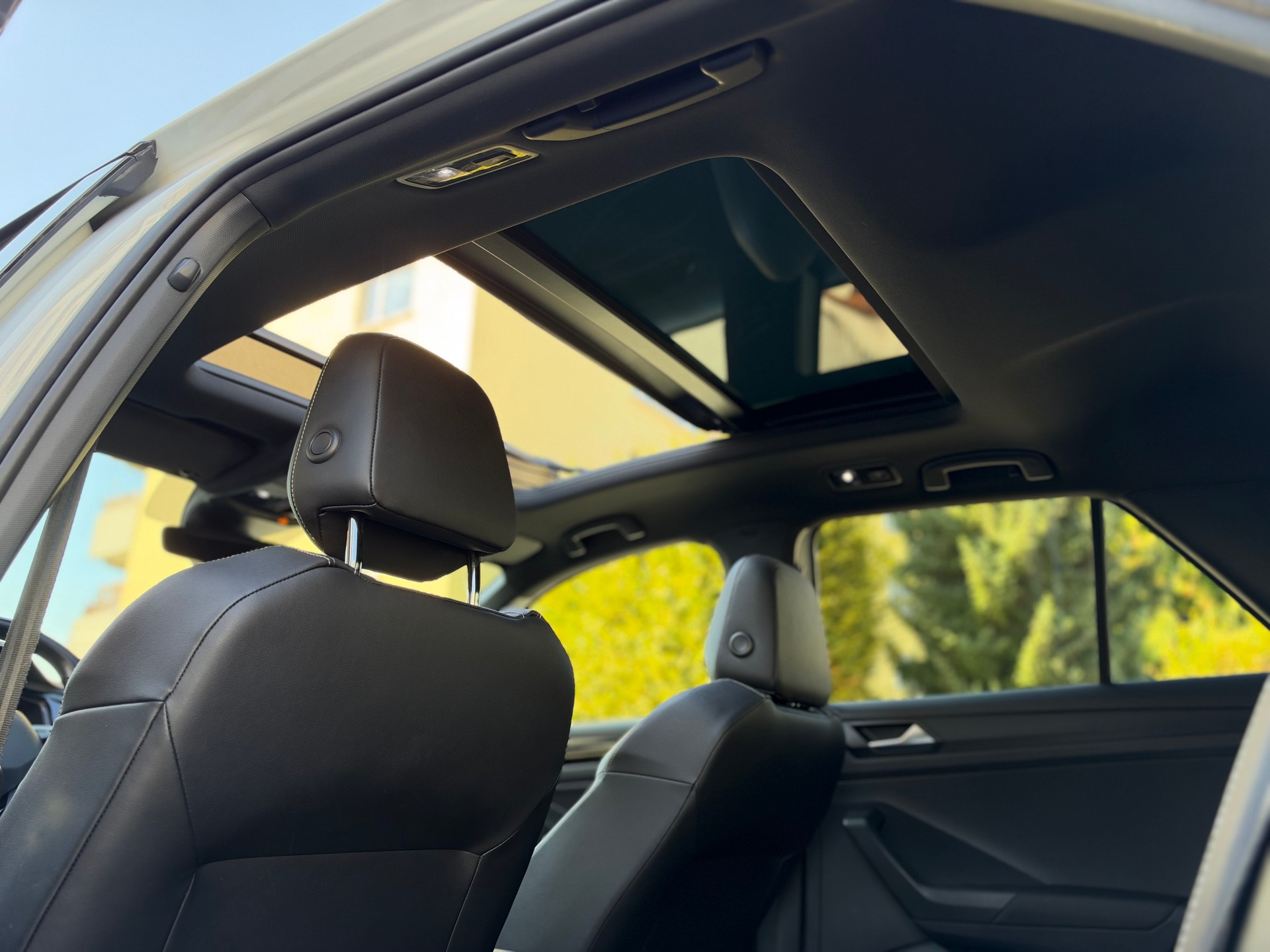 VW T-Roc 1.5 TSI EVO R-Line DSG-image-19