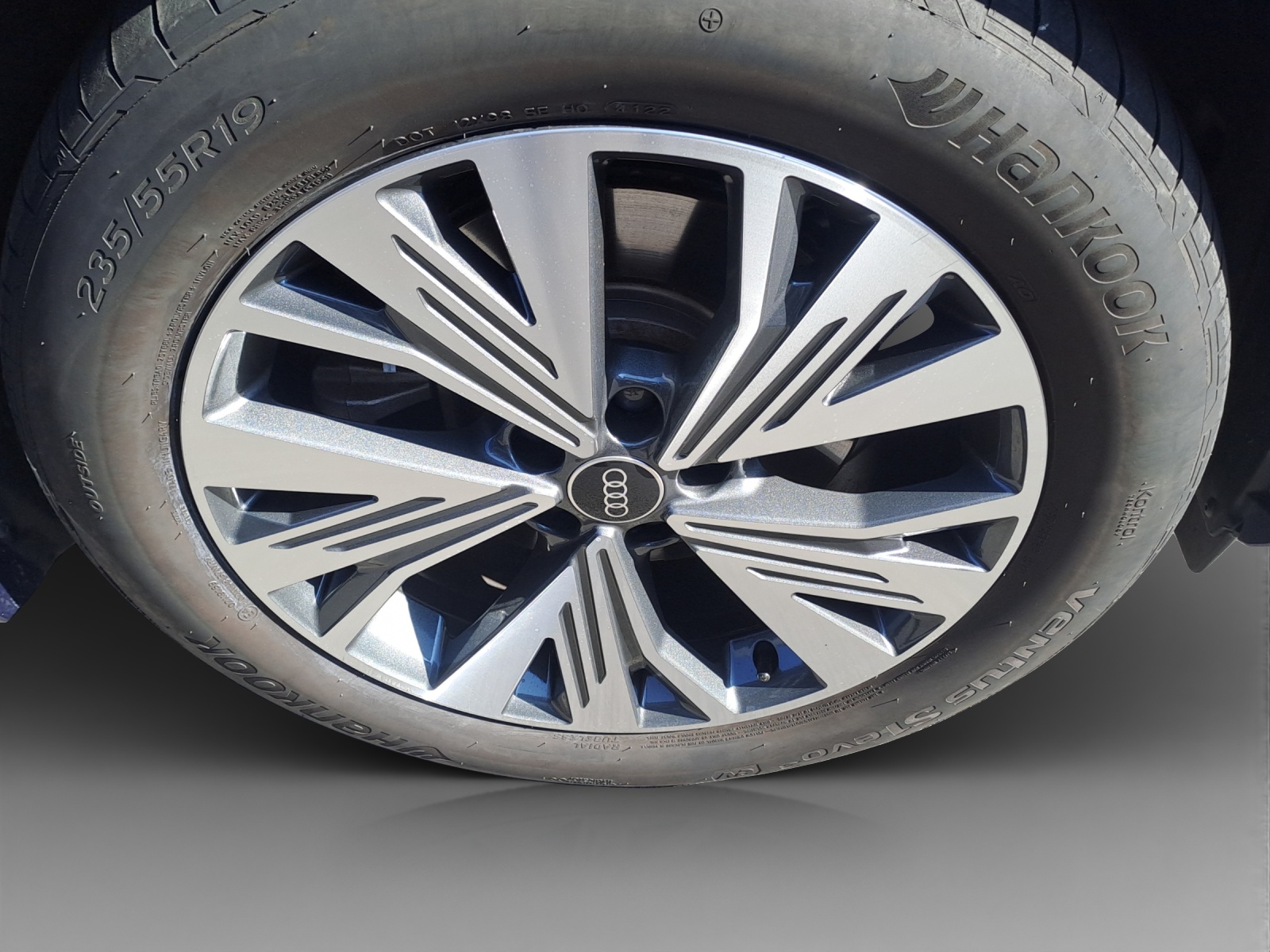 AUDI Q4 Sportback e-tron 35-image-15
