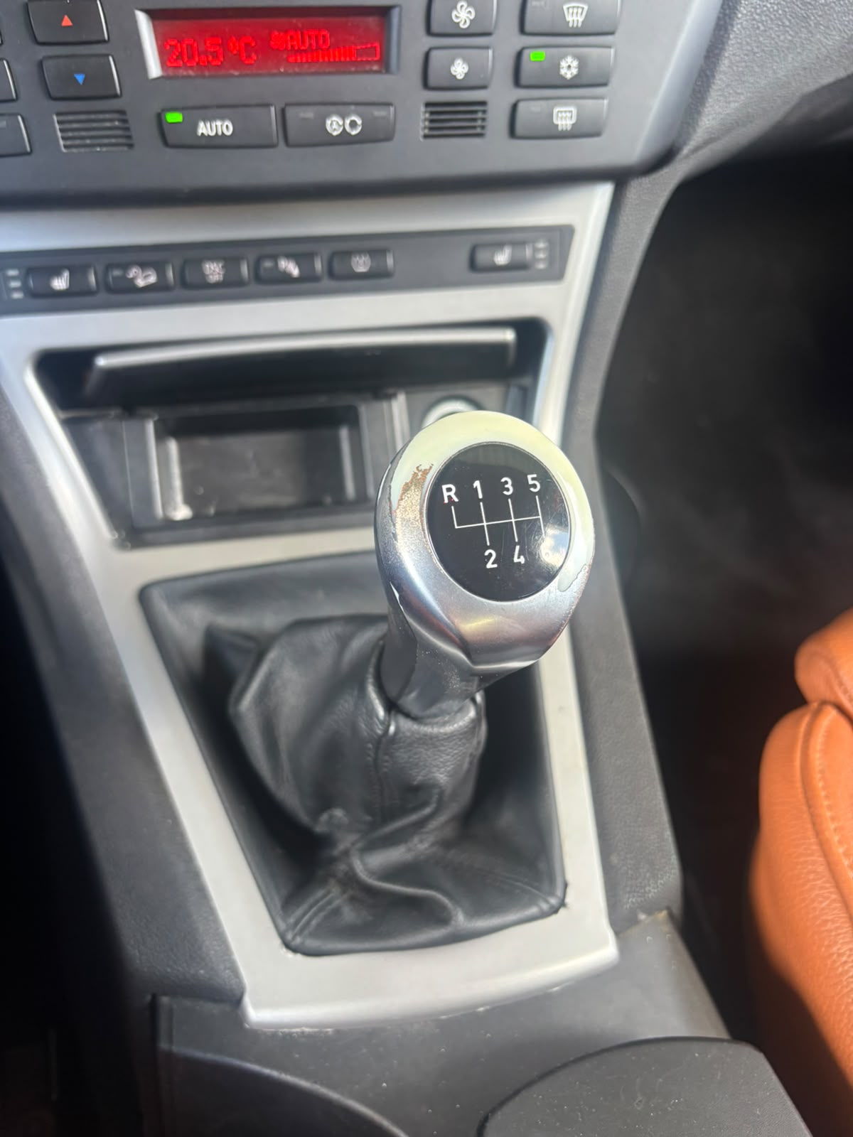 BMW X3 3.0d-image-9