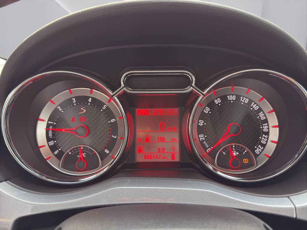 OPEL Adam 1.4 Turbo S-image-6