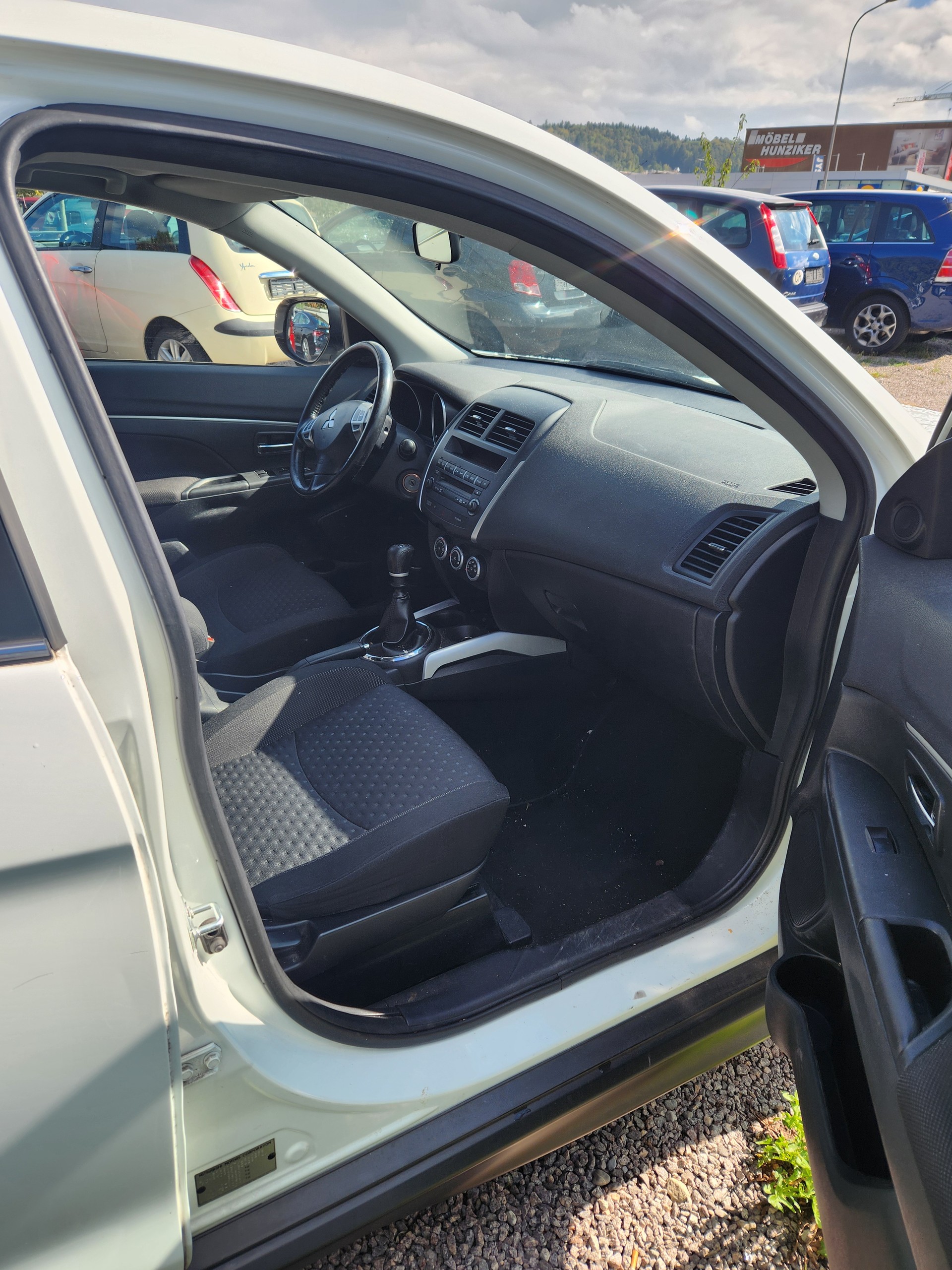MITSUBISHI ASX 1.8 DID Jubilé35 4WD-image-7