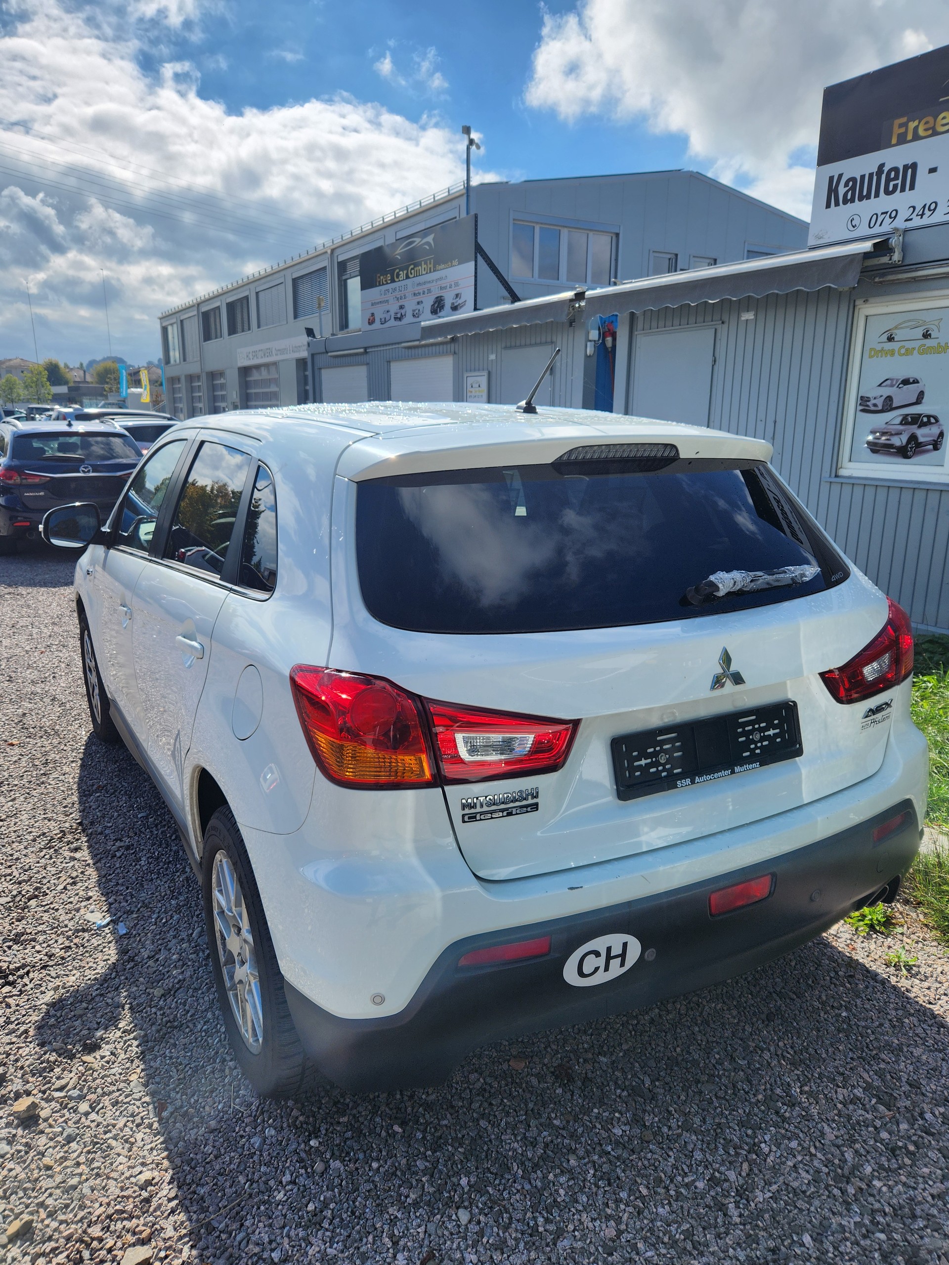 MITSUBISHI ASX 1.8 DID Jubilé35 4WD-image-4