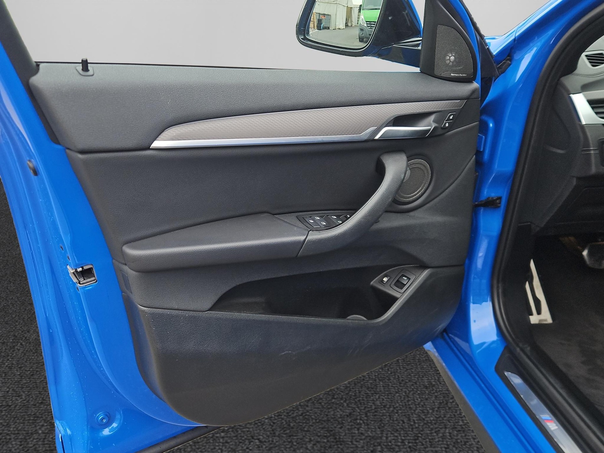 BMW X2 xDrive 25e M Sport Steptronic-image-9