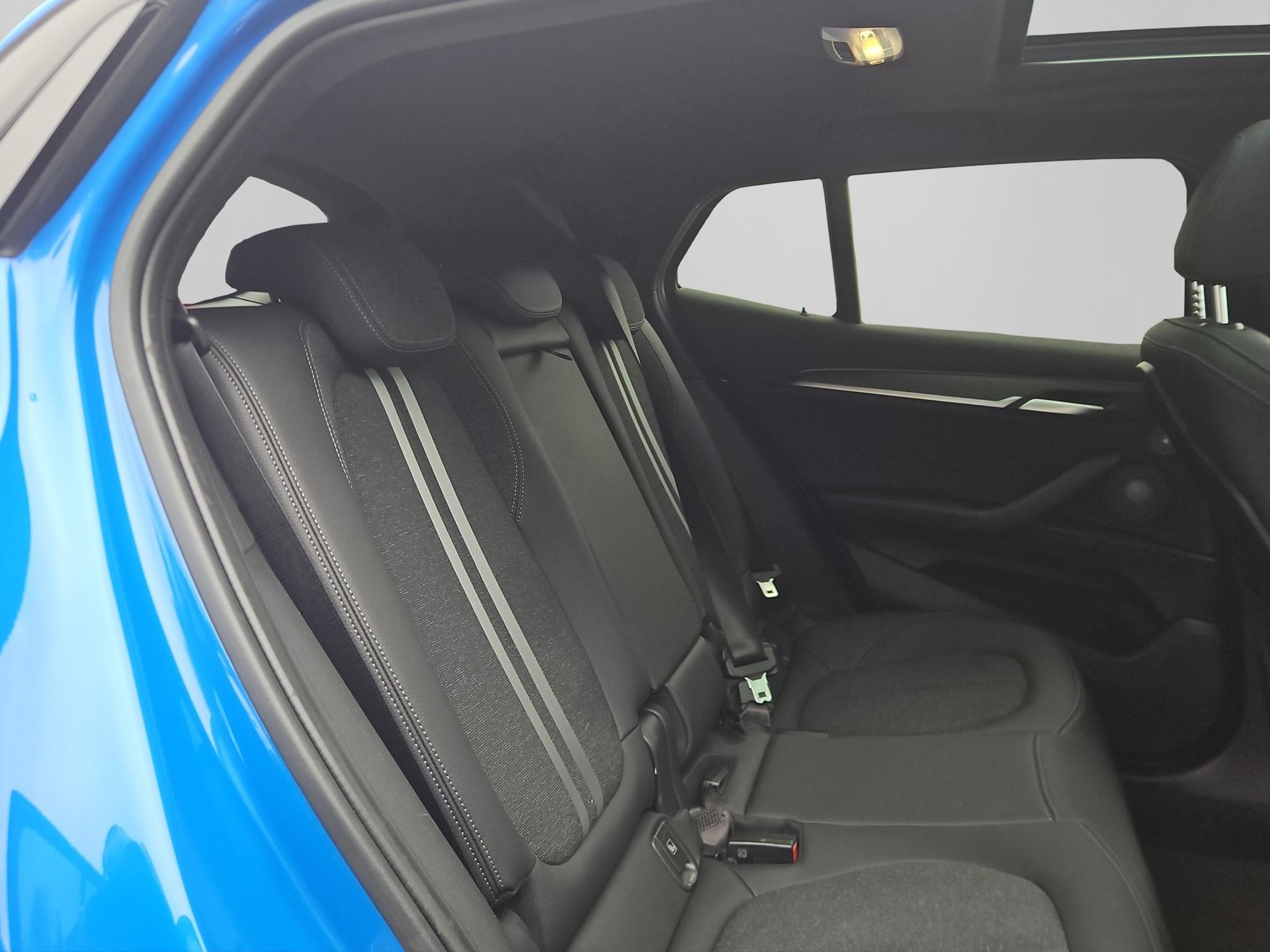 BMW X2 xDrive 25e M Sport Steptronic-image-16