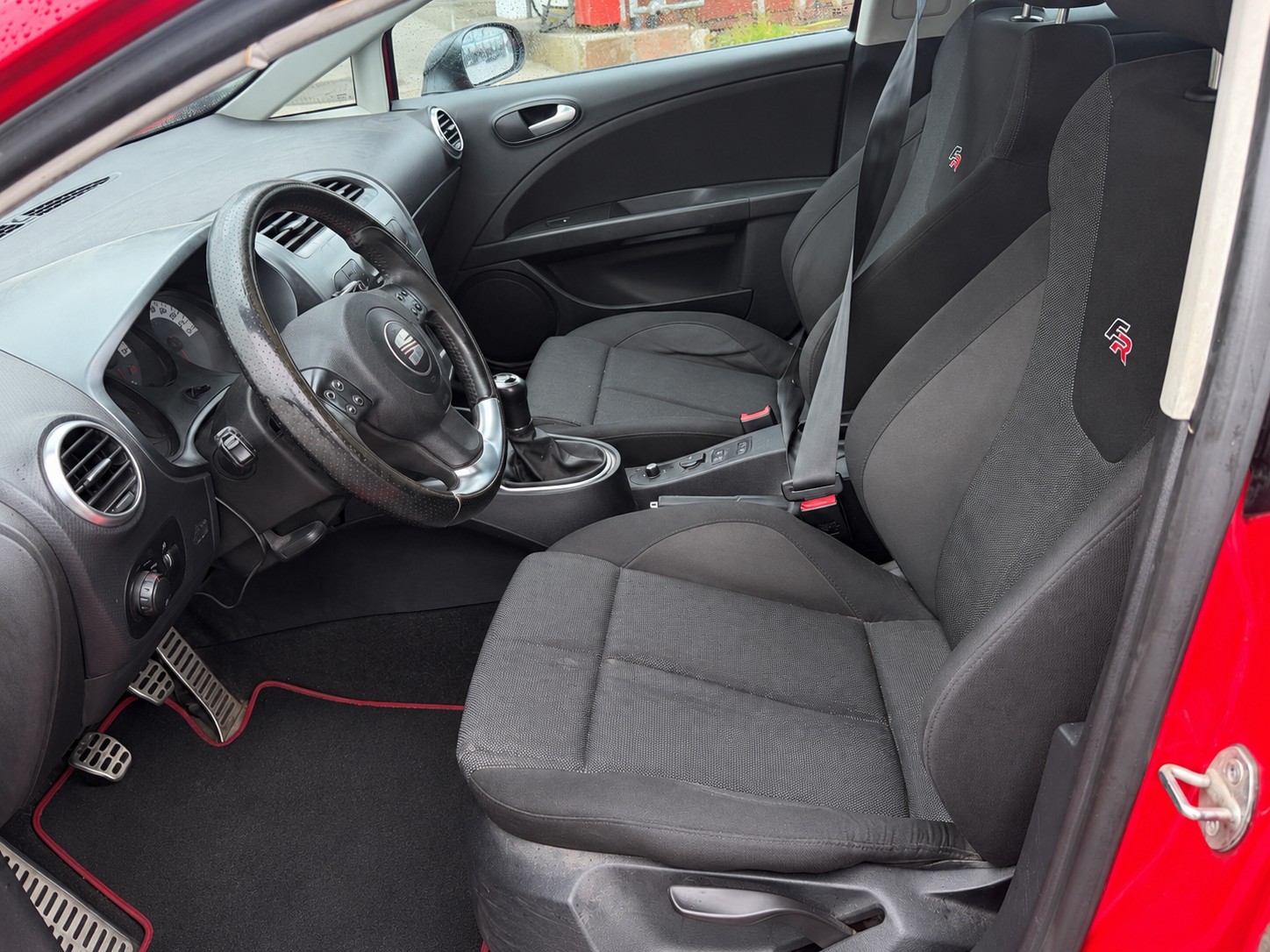 SEAT Leon 2.0 TSI FR-image-10