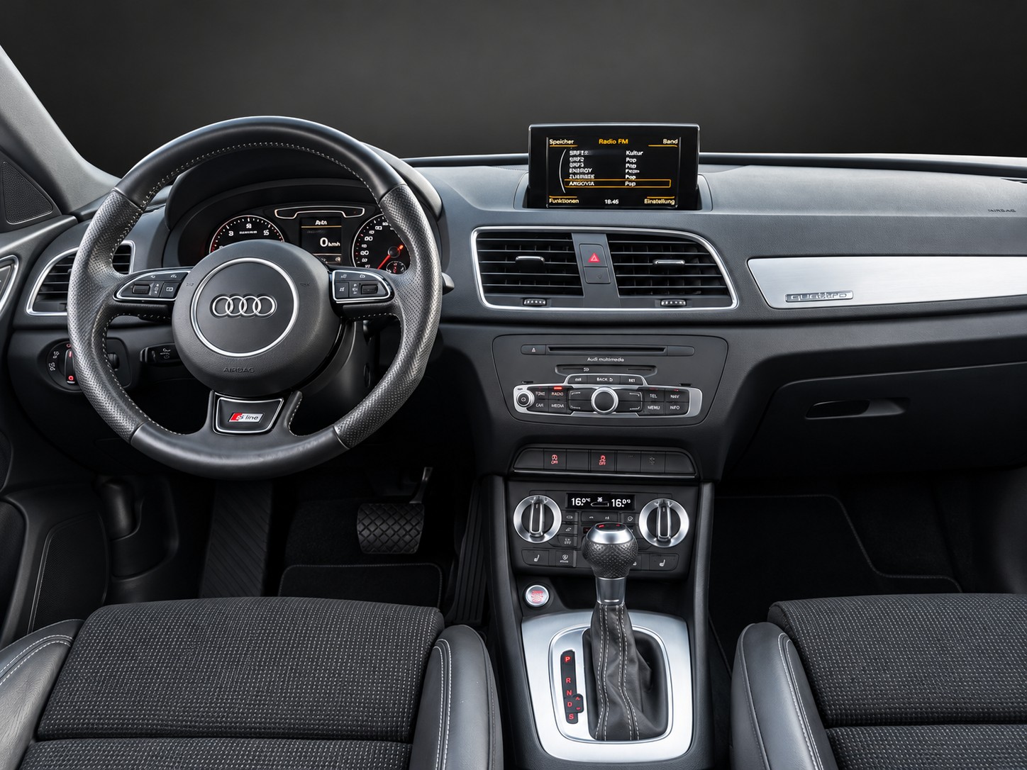 AUDI Q3 2.0 TDI S-Line quattro S-tronic mit 177 PS-image-10