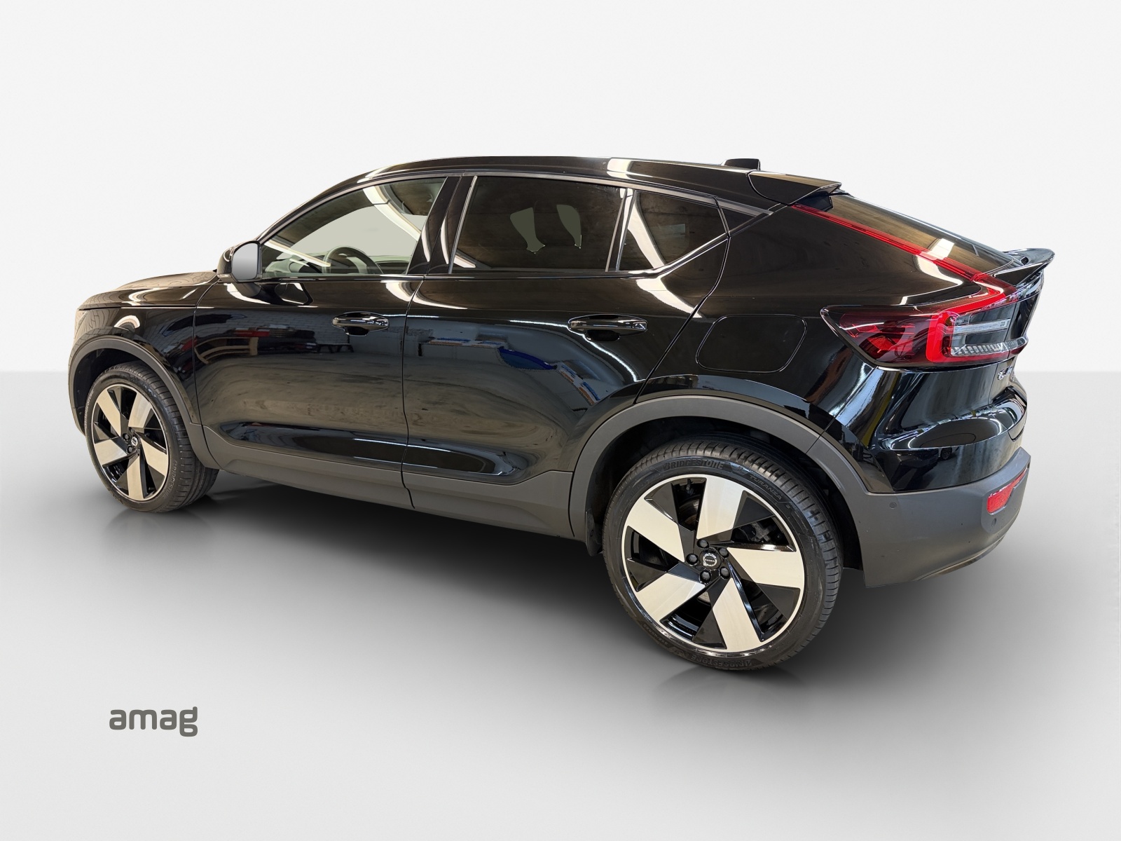 VOLVO C40 Recharge P8 Twin AWD Pure Electric Ultimate-image-2