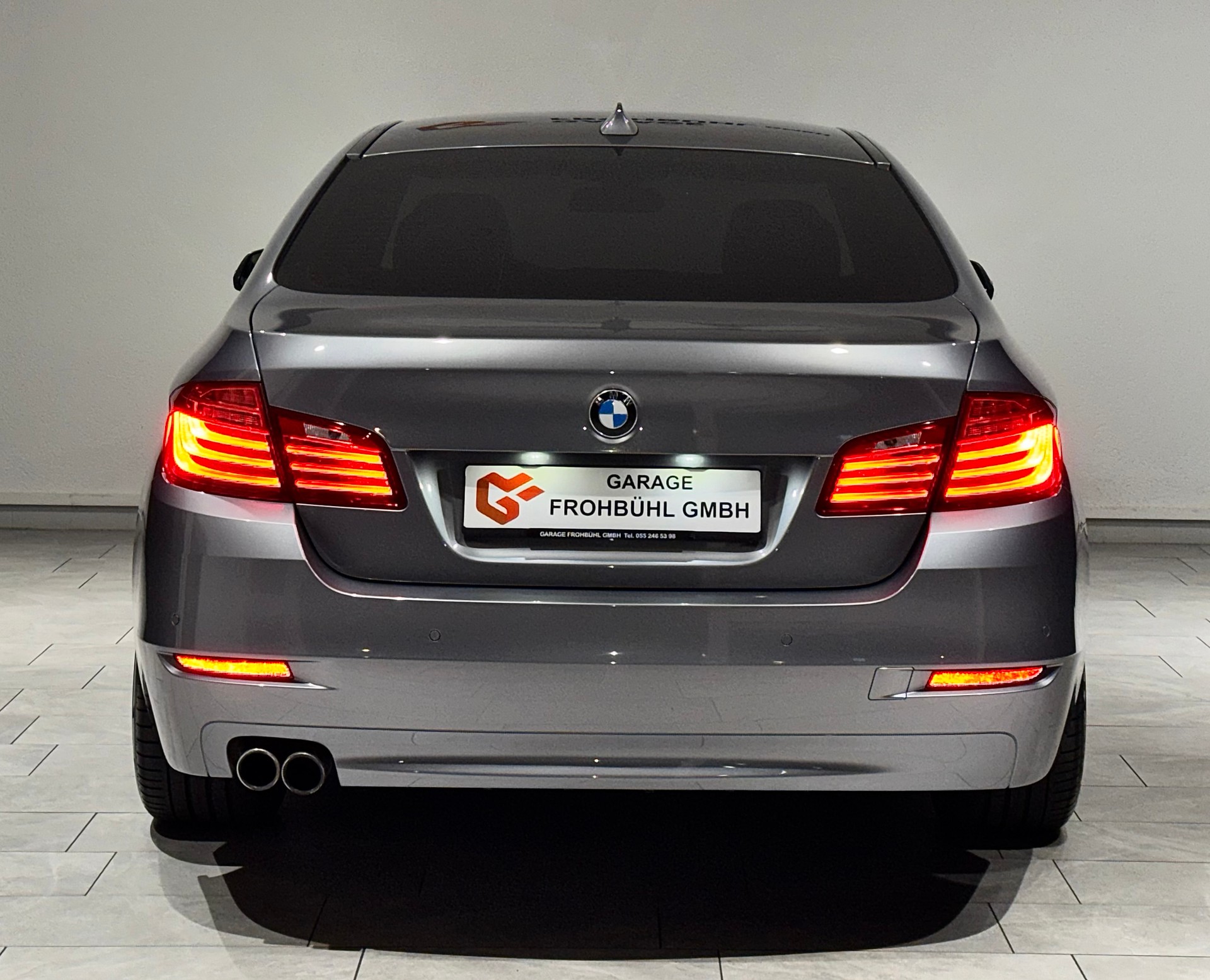 BMW 520d xDrive Luxury Line Steptronic | Facelift |-image-6