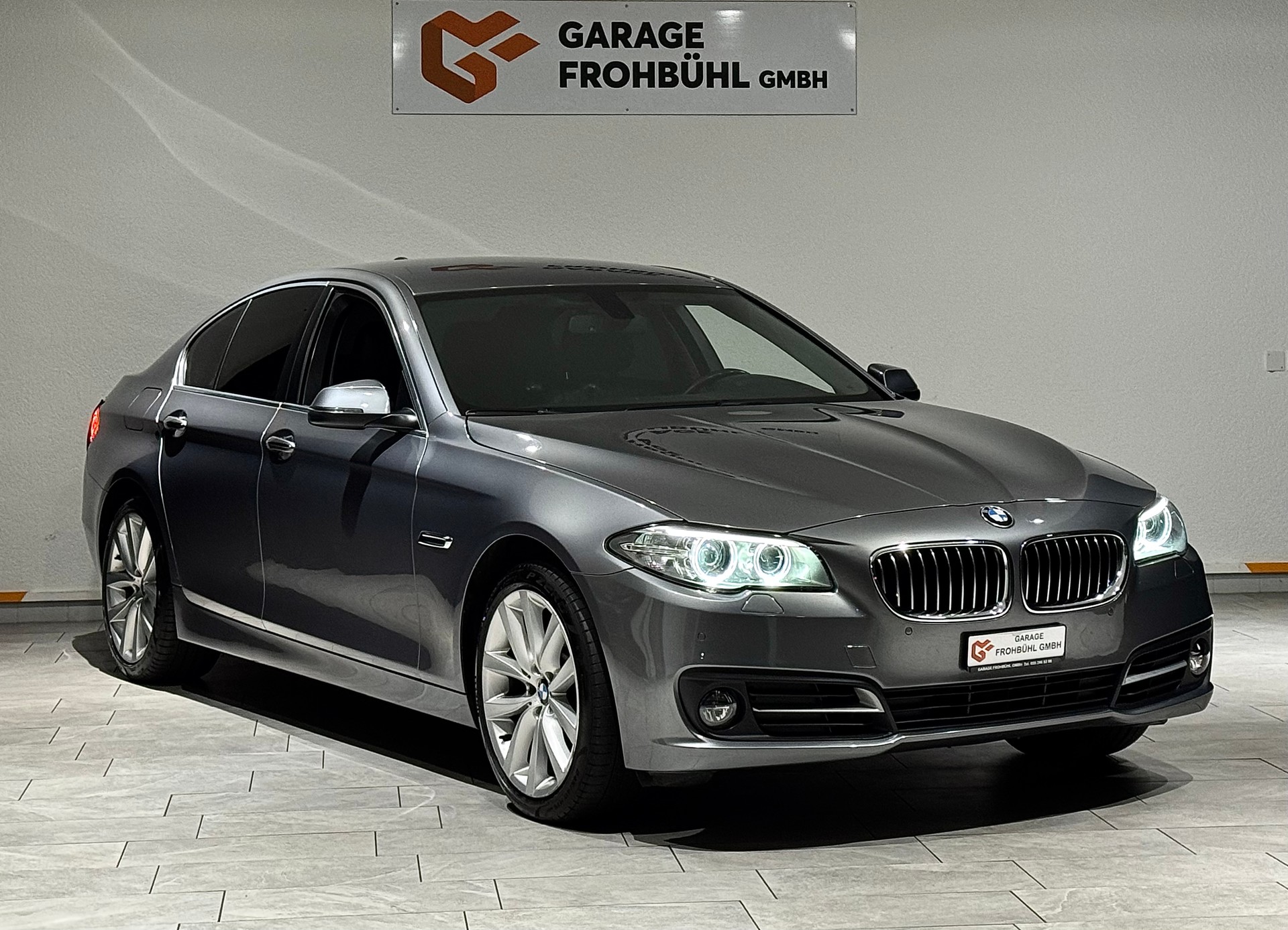 BMW 520d xDrive Luxury Line Steptronic | Facelift |-image-2