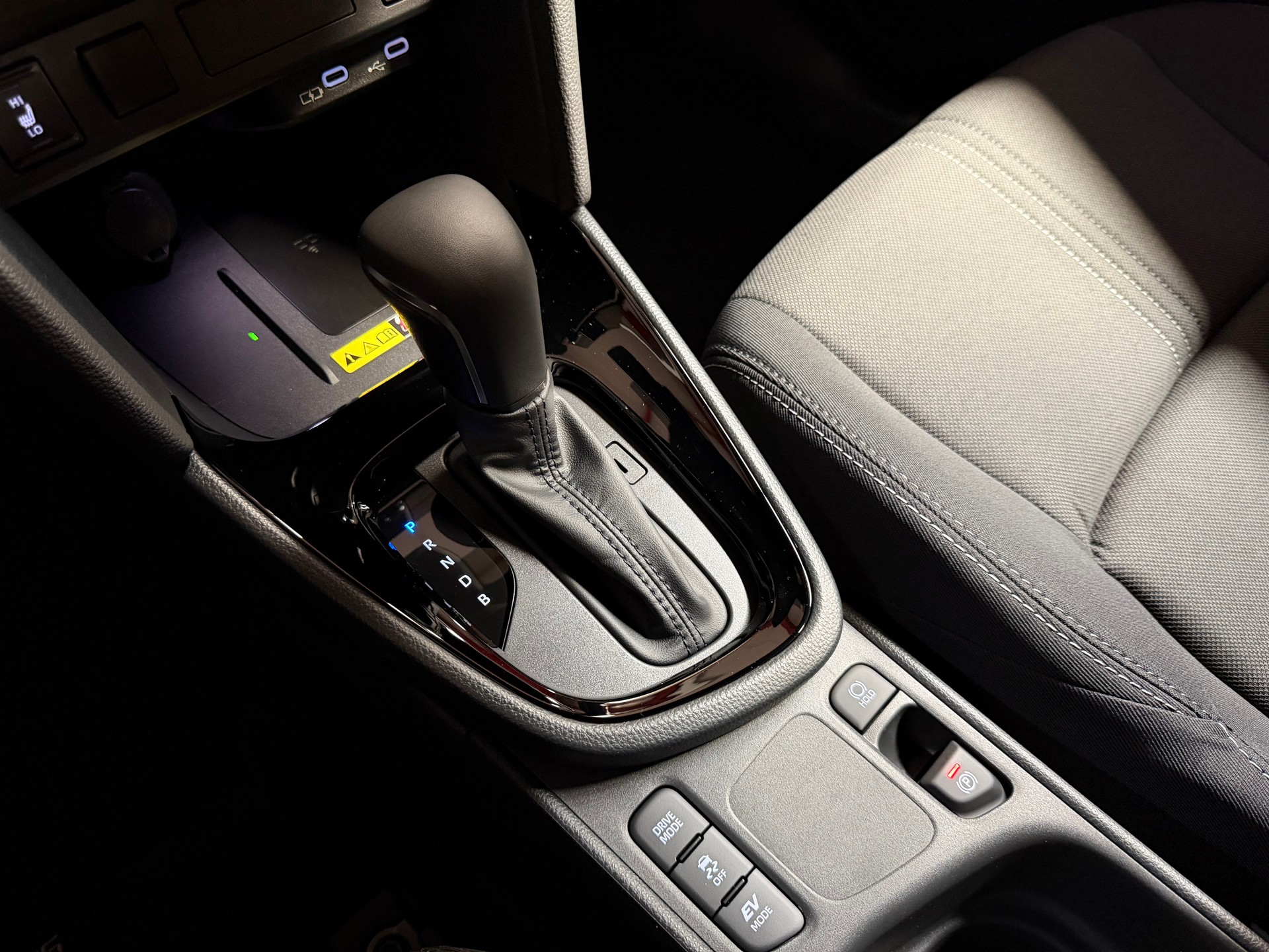TOYOTA Yaris Cross 1.5 Trend AWDi e-CVT 130PS-image-20