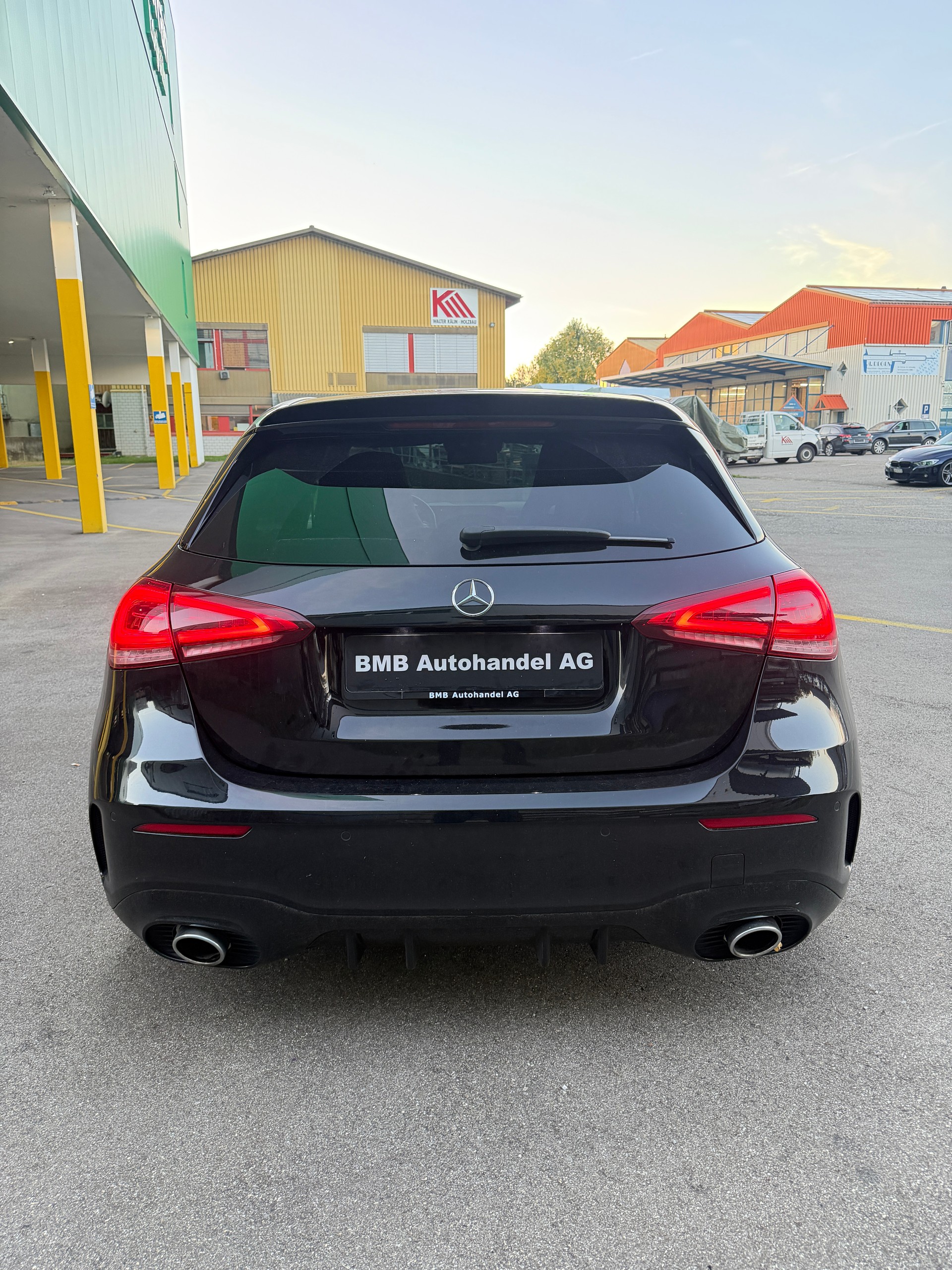 MERCEDES-BENZ A 35 AMG 4Matic Speedshift-image-5