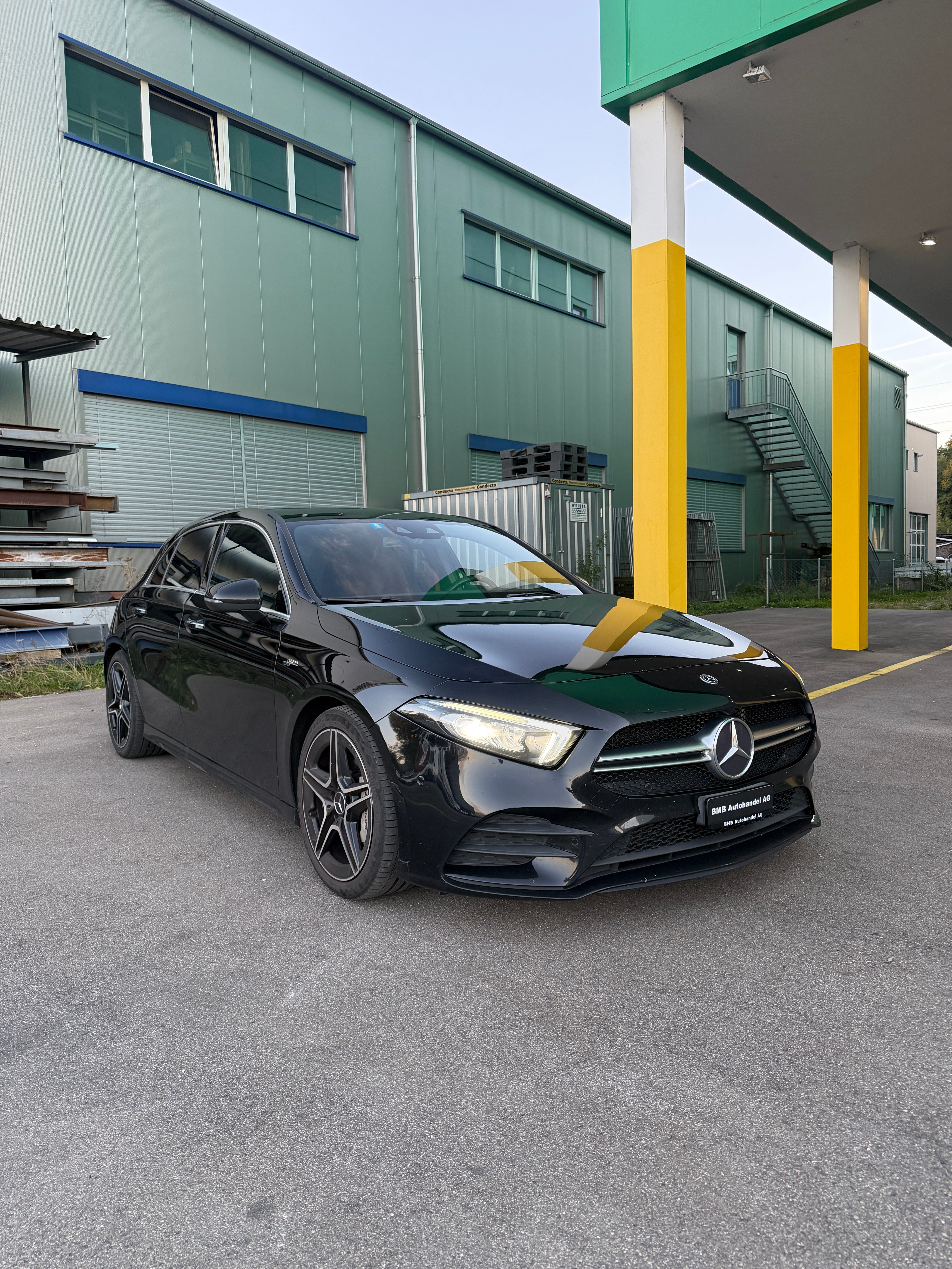 Car photo