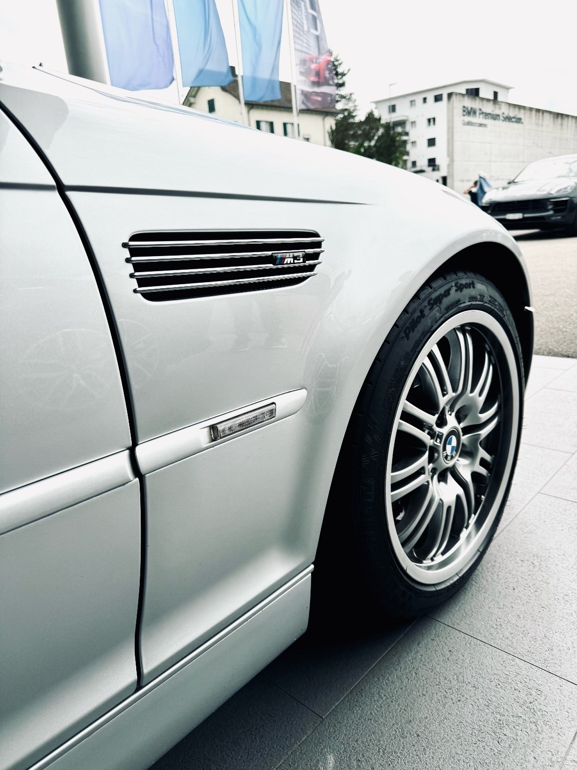 BMW M3 Coupé-image-4