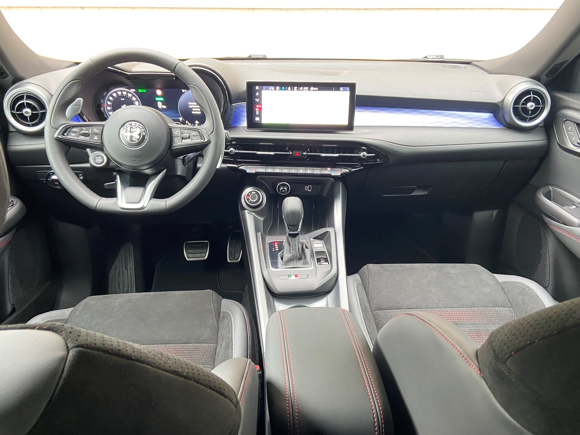 ALFA ROMEO Tonale 1.5 48V Hybrid Speciale-image-3