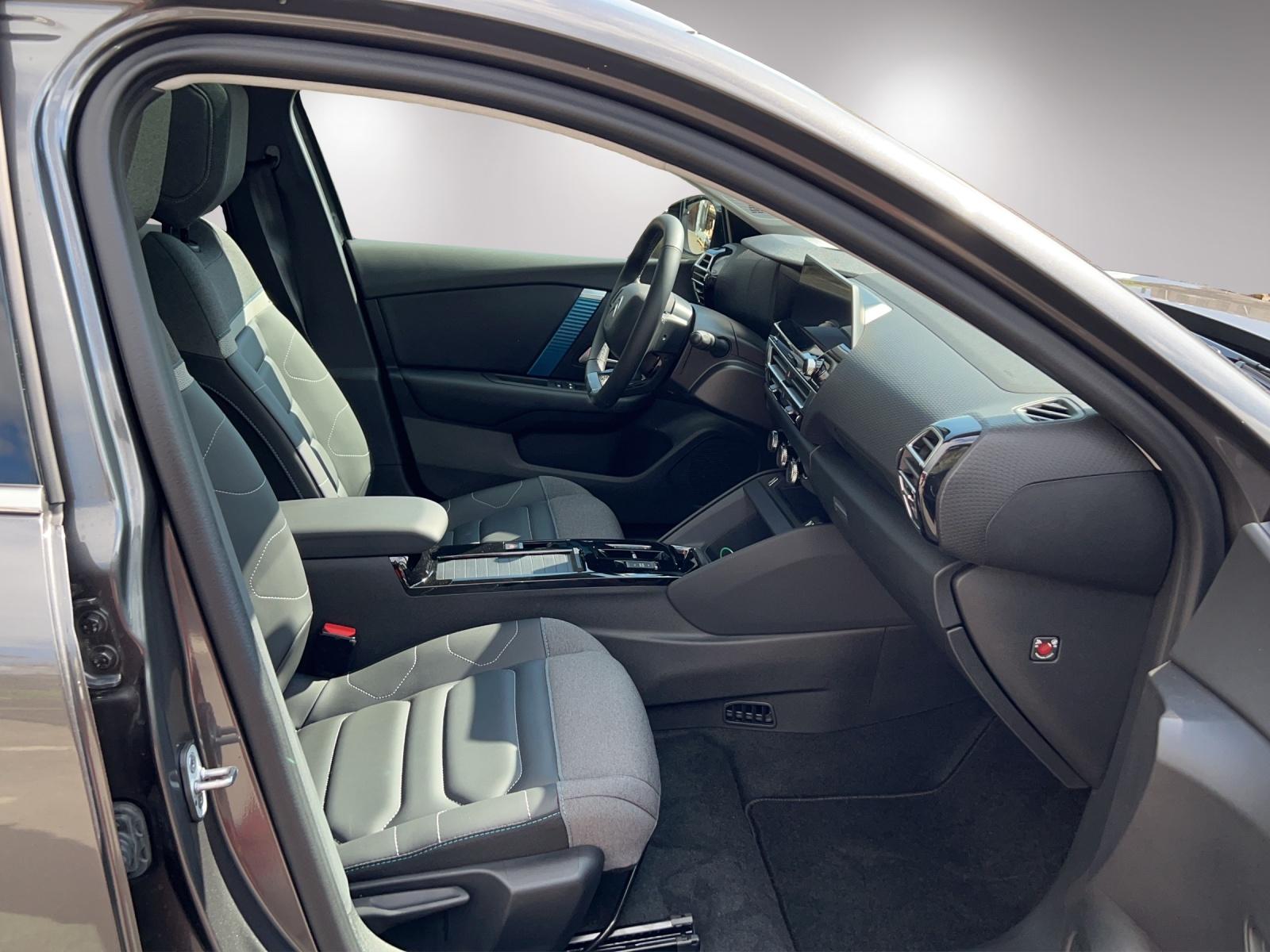 CITROEN ë-C4 X Shine-image-9