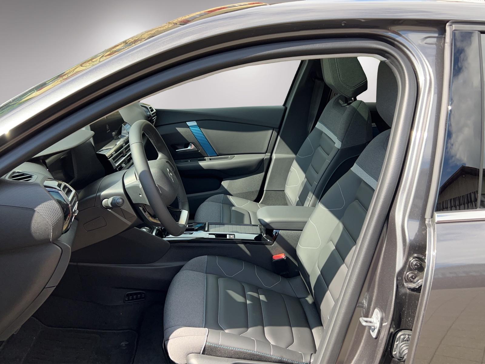 CITROEN ë-C4 X Shine-image-11