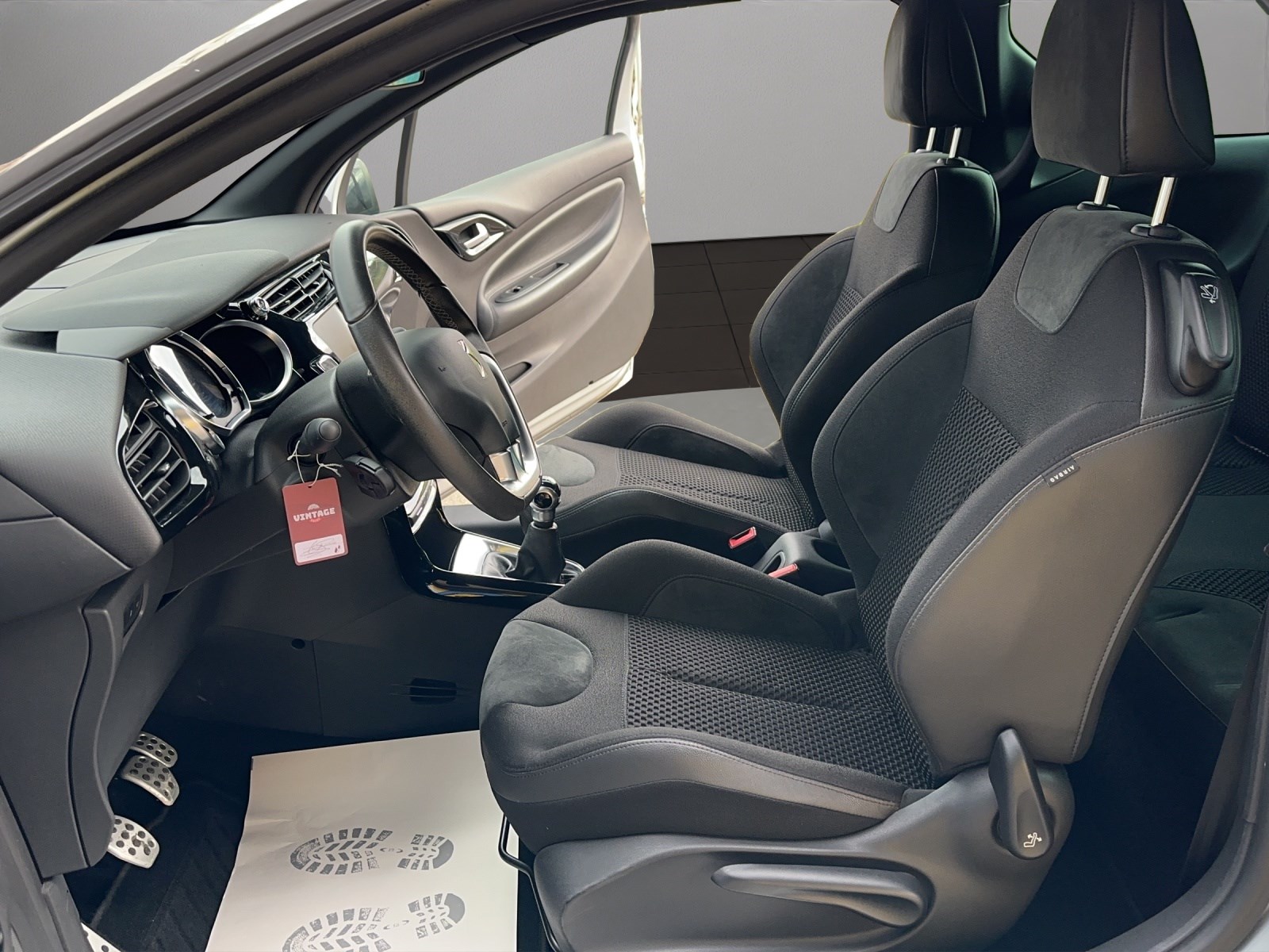 DS AUTOMOBILES DS 3 Cabrio 1.2 PureTech SO Chic-image-8