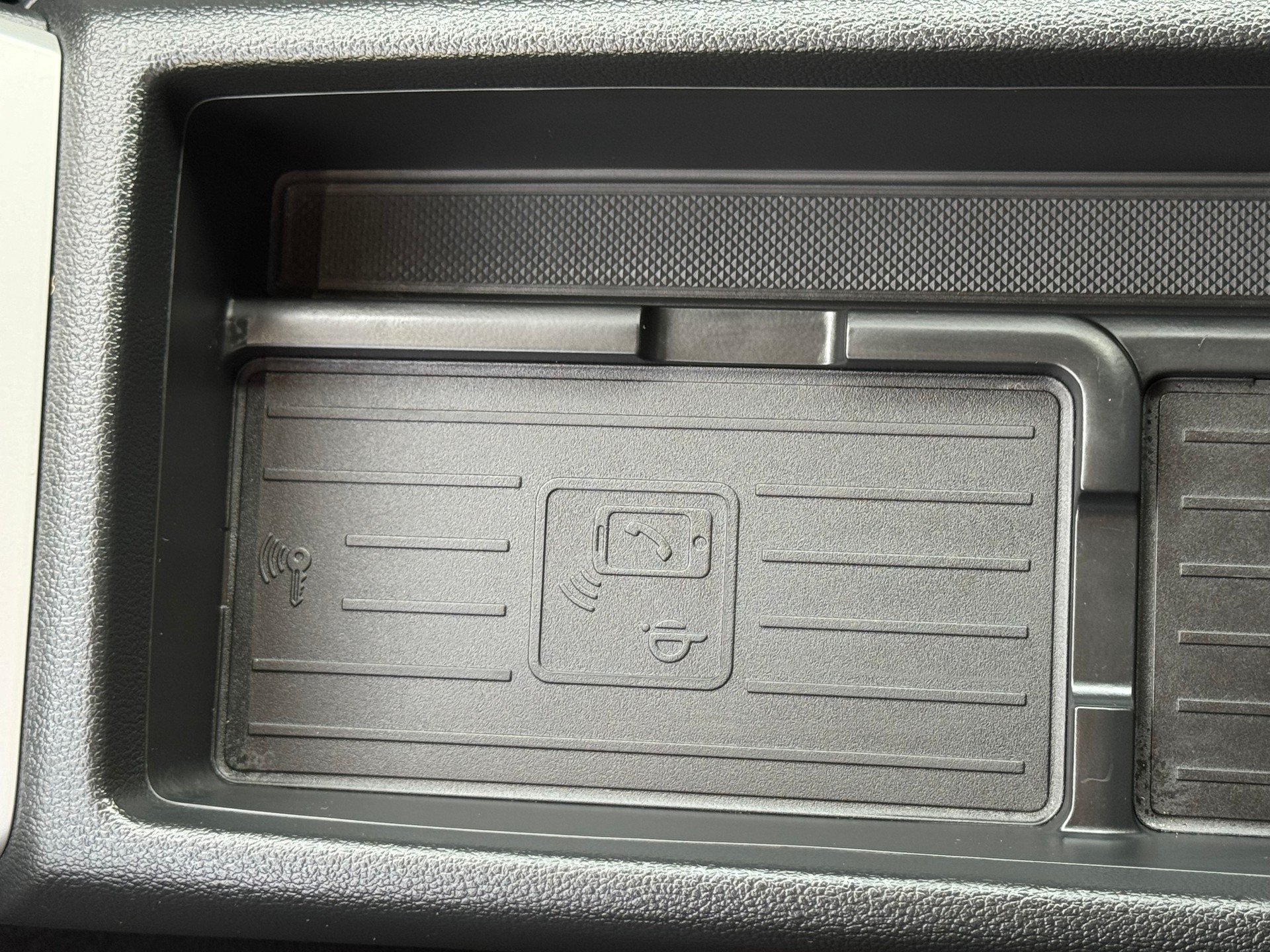 AUDI A4 Avant 40 TDI advanced quattro S-tronic-image-15