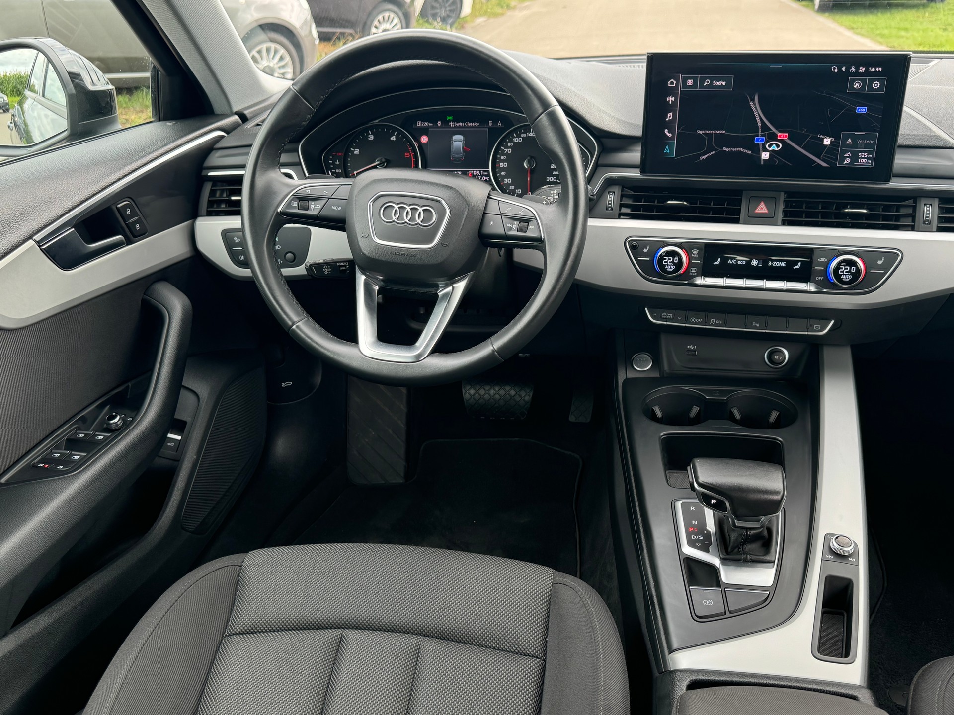 AUDI A4 Avant 40 TDI advanced quattro S-tronic-image-8