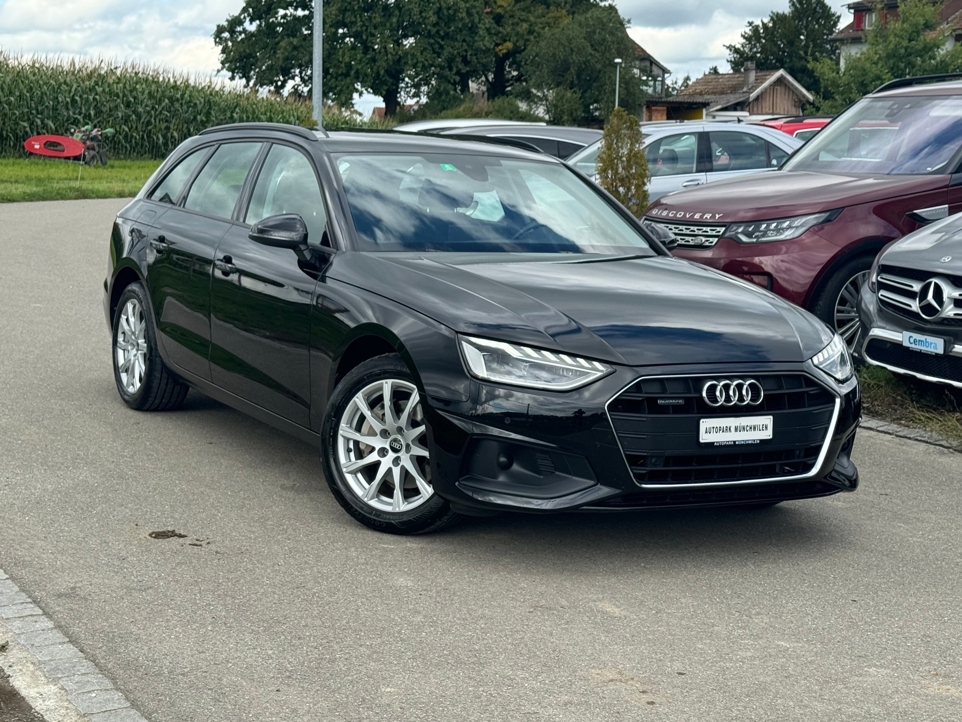 AUDI A4 Avant 40 TDI advanced quattro S-tronic-image-1