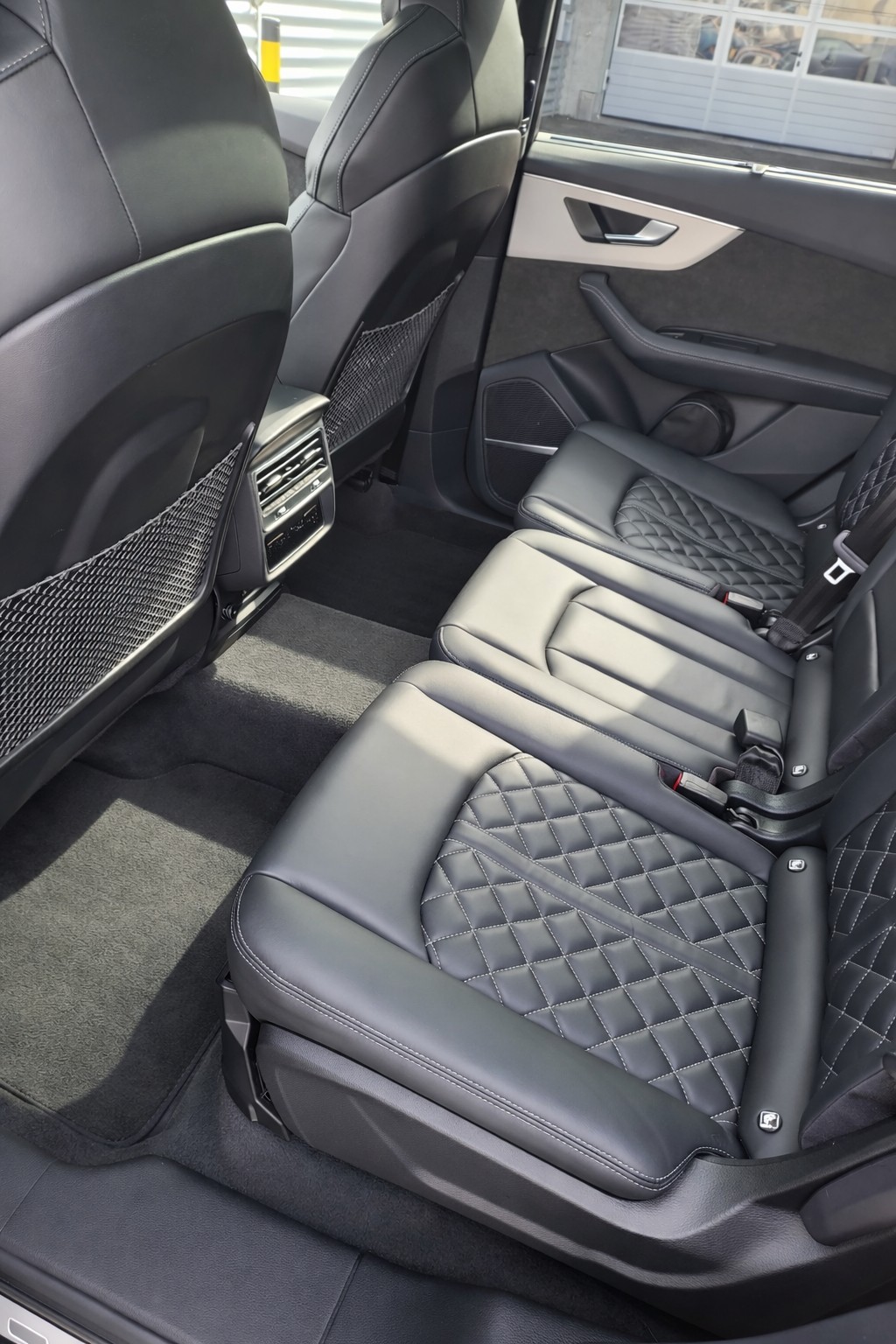 AUDI ABT Q7 50 TDI quattro S Line tiptronic-image-9