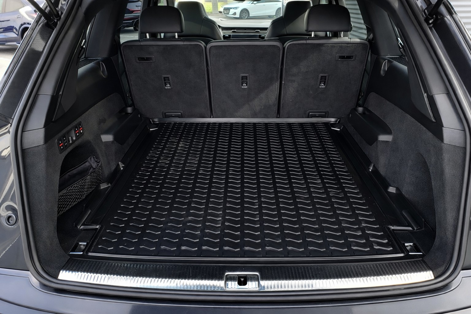 AUDI ABT Q7 50 TDI quattro S Line tiptronic-image-10