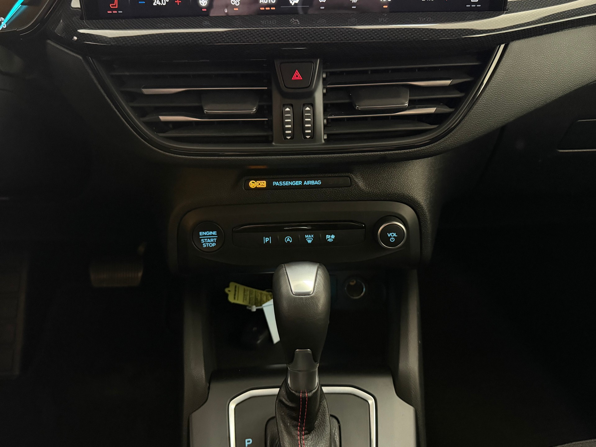 FORD Focus 1.0 MHEV ST-Line Automat-image-9