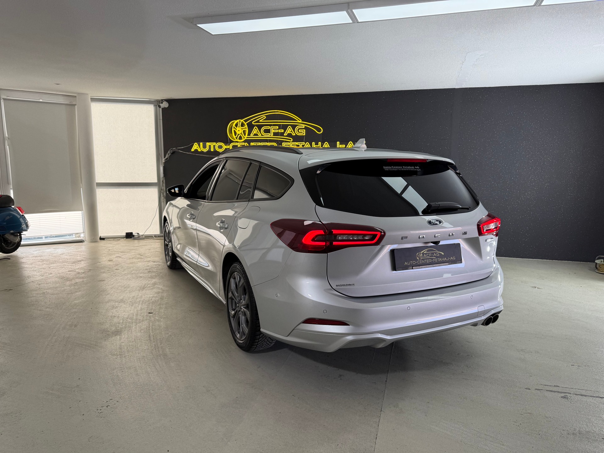 FORD Focus 1.0 MHEV ST-Line Automat-image-14