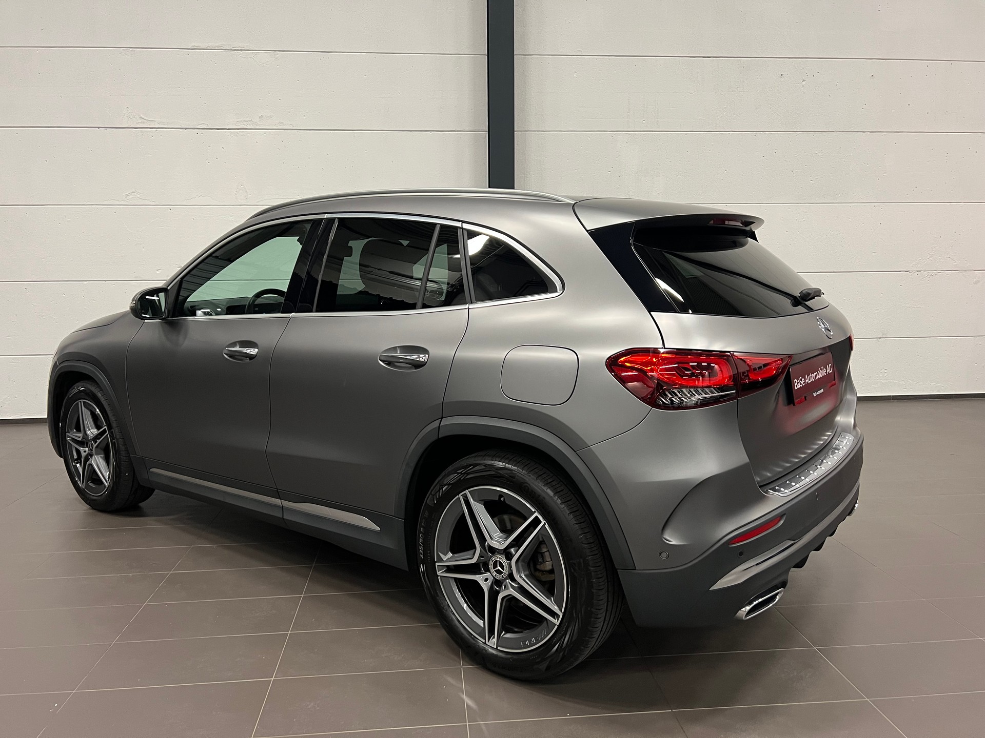 MERCEDES-BENZ GLA 200 4Matic AMG Line 8G-DCT-image-10