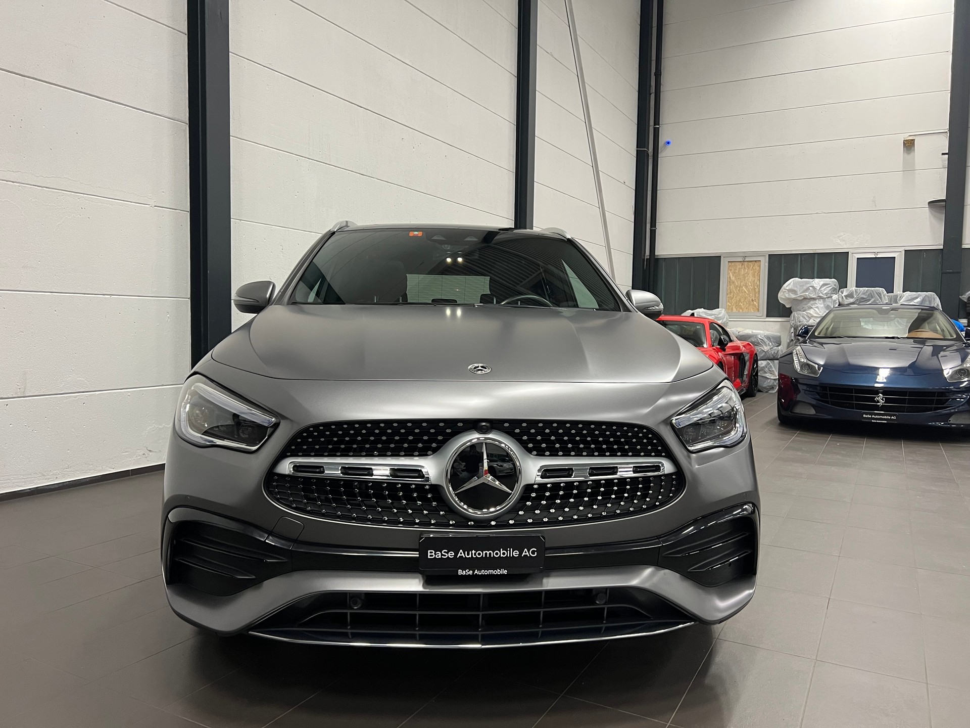 MERCEDES-BENZ GLA 200 4Matic AMG Line 8G-DCT-image-6
