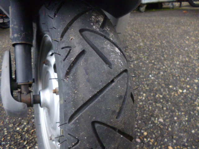 HONDA SCV 100 Lead mit Top Case-image-11