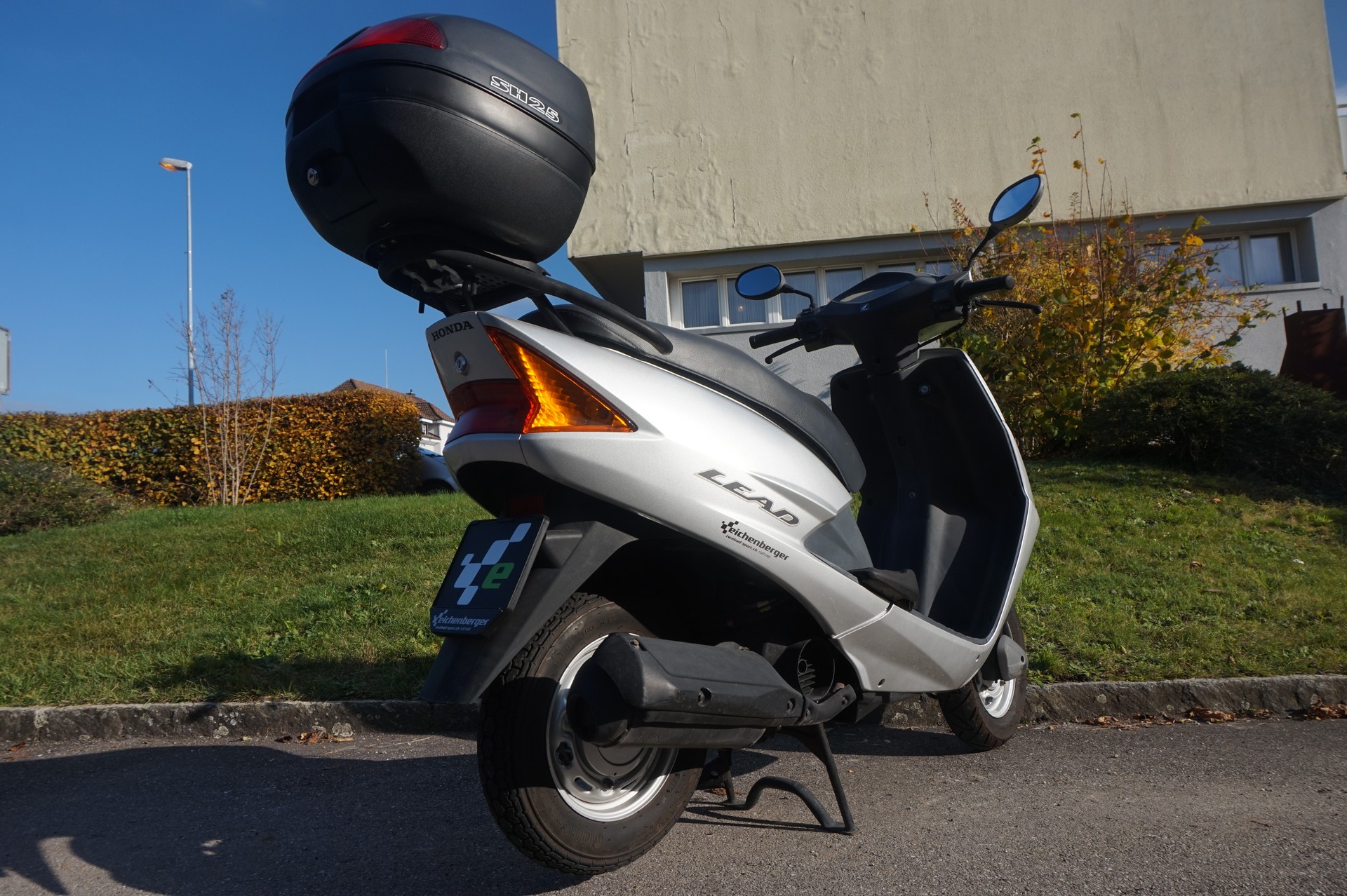 HONDA SCV 100 Lead mit Top Case-image-4