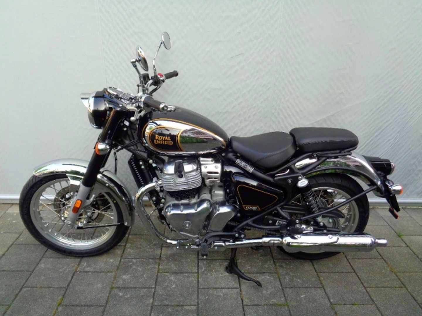 ROYAL ENFIELD CLASSIC 650