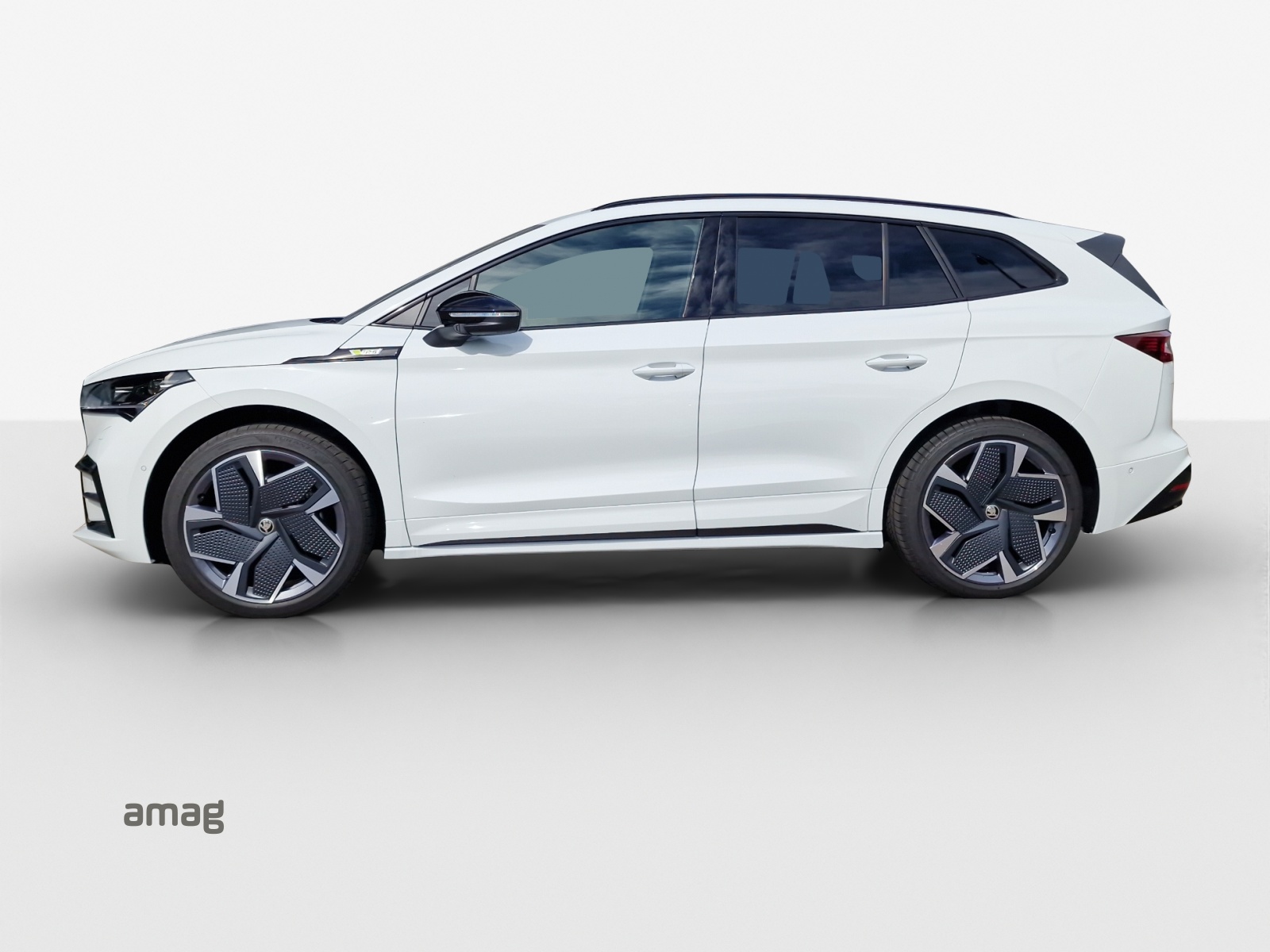 SKODA Enyaq RS 4x4-image-1