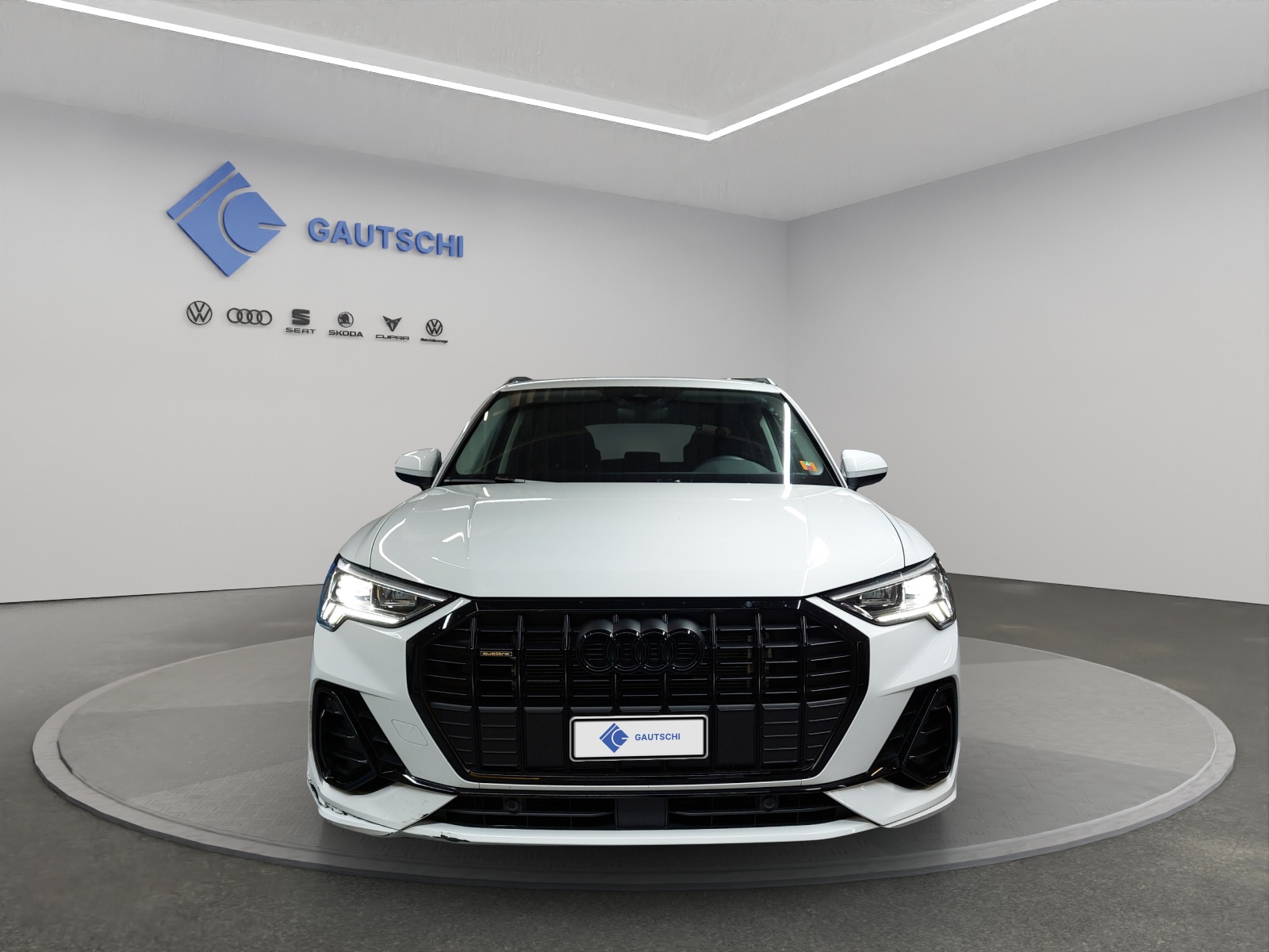 AUDI Q3 35 TDI S line quattro S-tronic-image-4