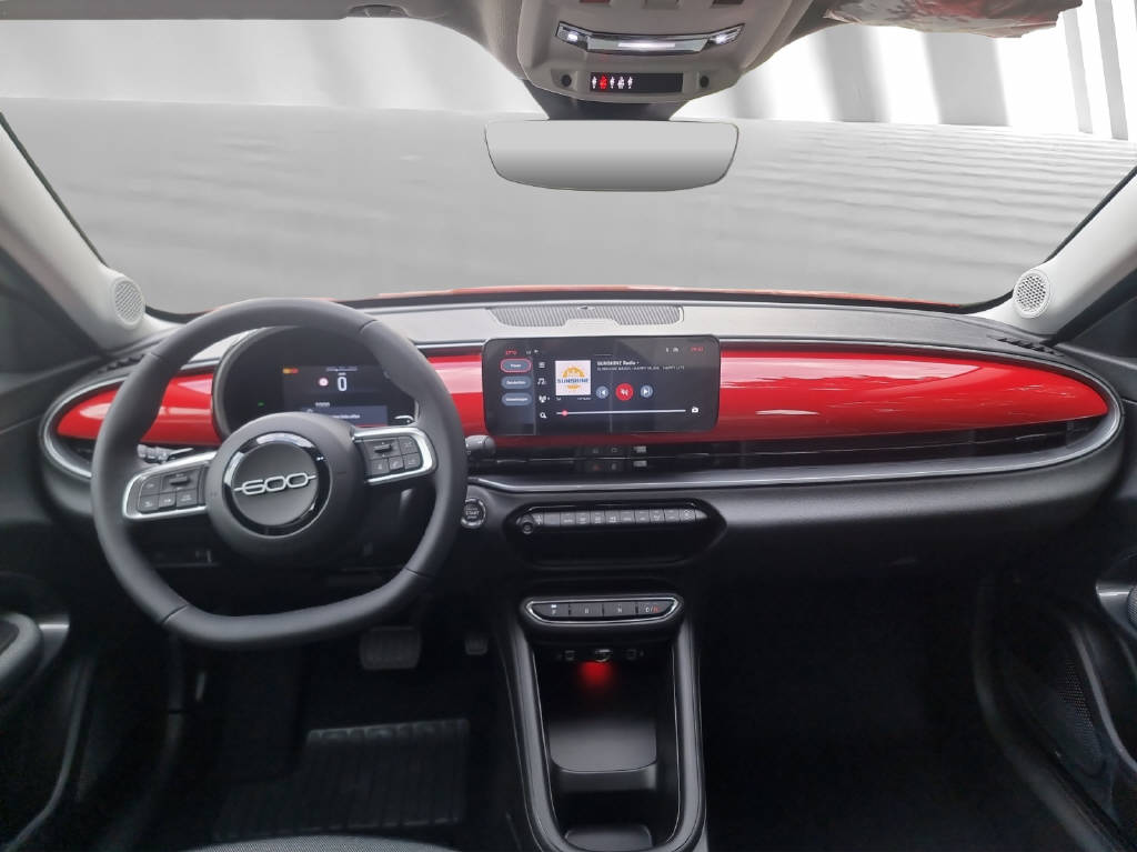 FIAT 600 1.2 Hybrid 136 Cult Swiss Edition-image-4