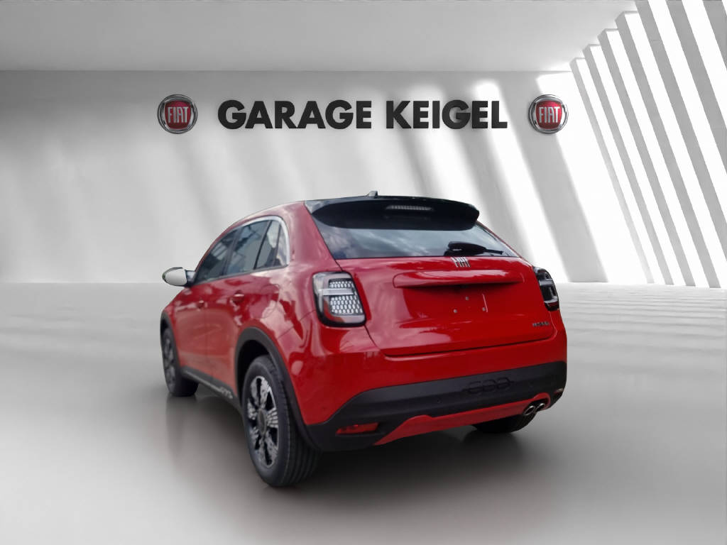FIAT 600 1.2 Hybrid 136 Cult Swiss Edition-image-2