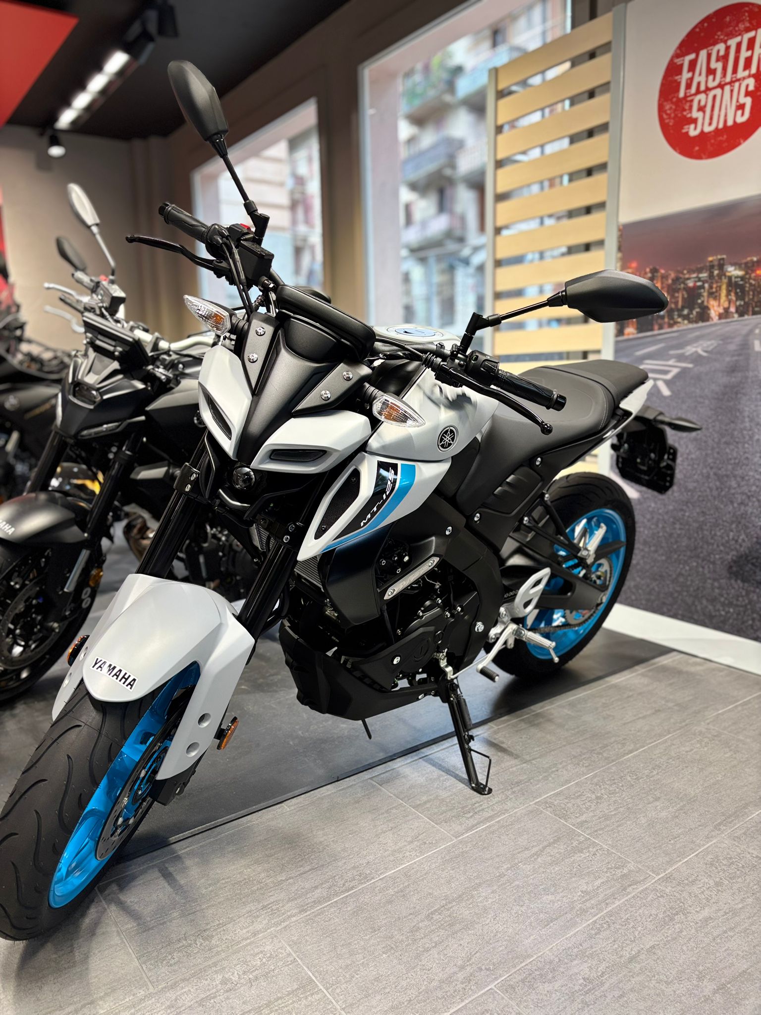 YAMAHA MT-125 ABS